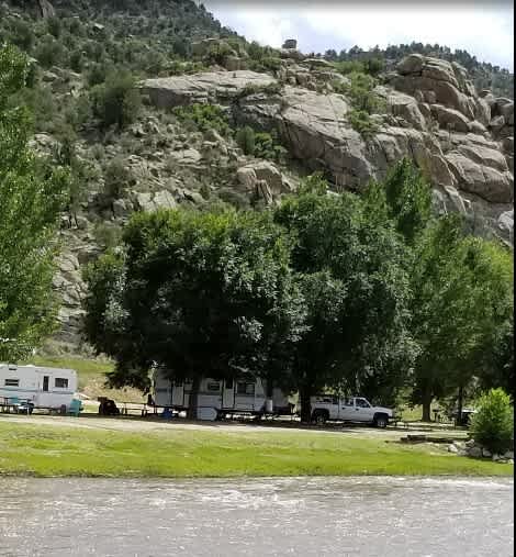Sweetwater River Resort