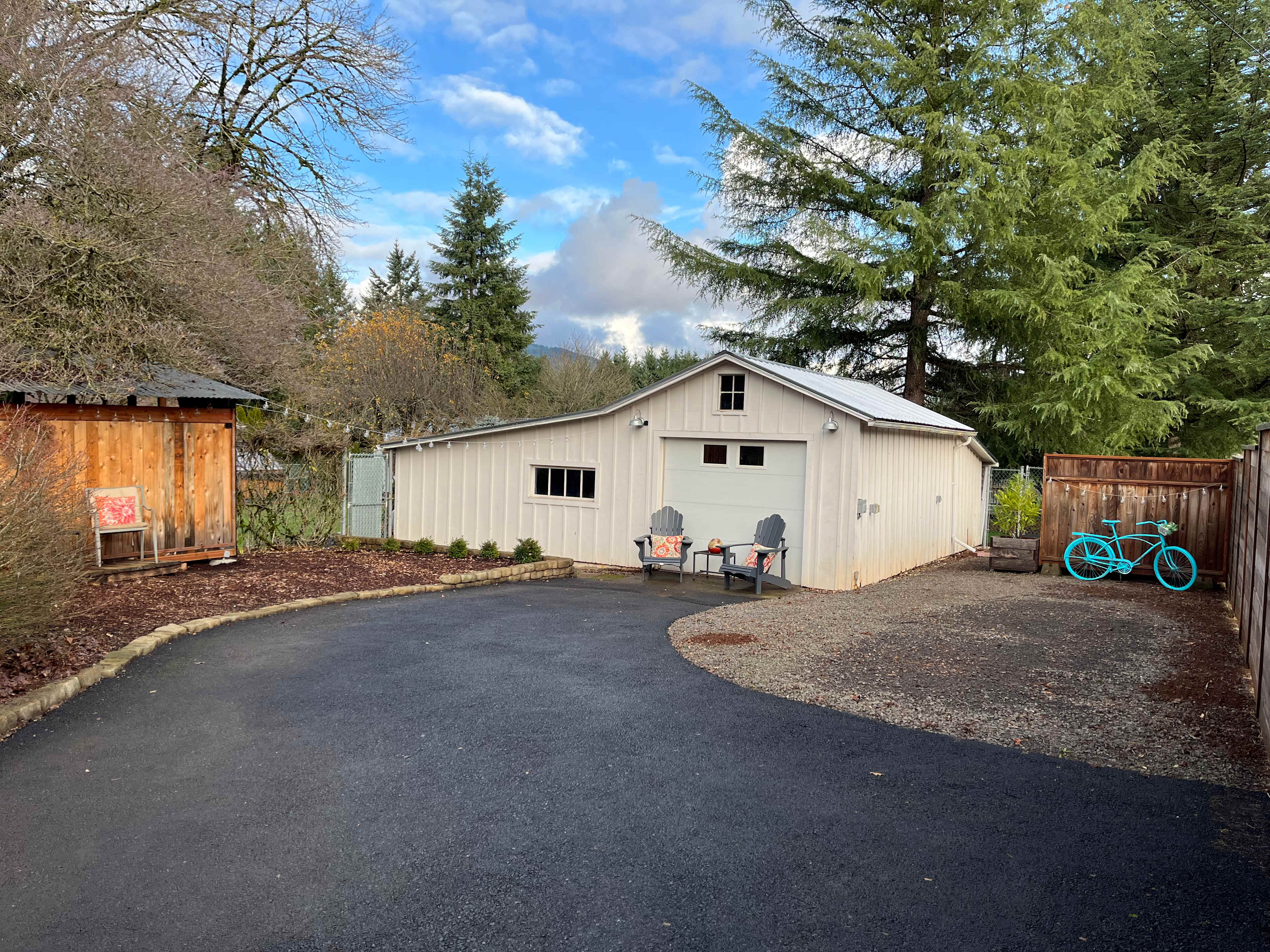 All of this space is yours—the white shed is owner storage and is not occupied. 