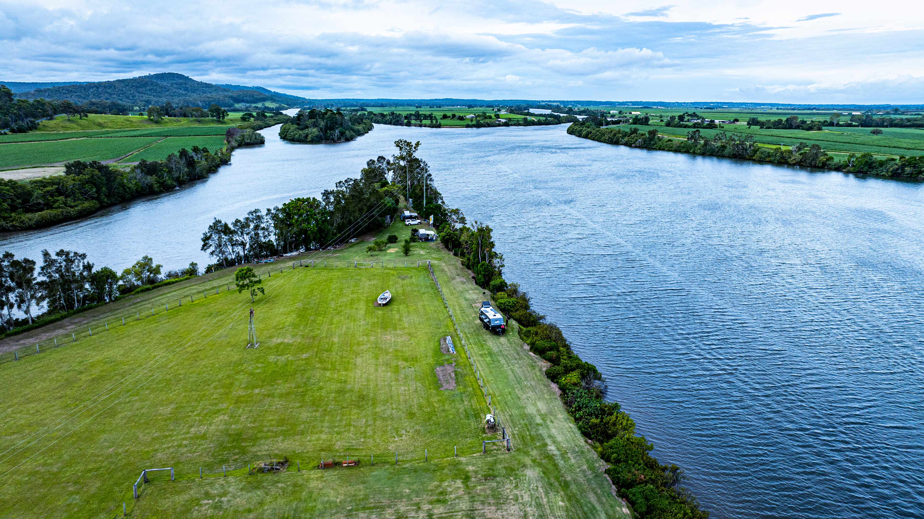 River Views - Ashby Island Paradise