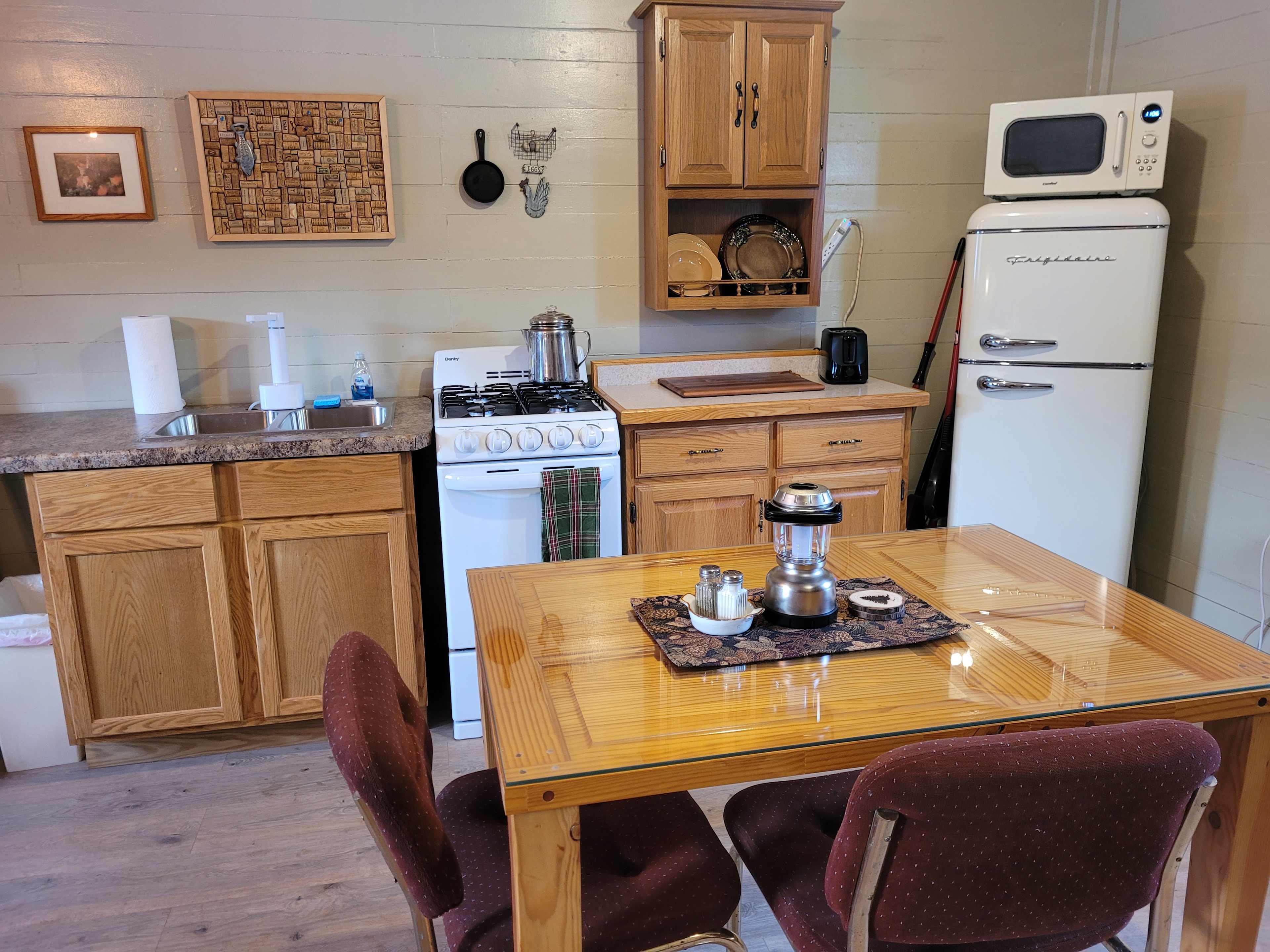 Kitchen/Dining