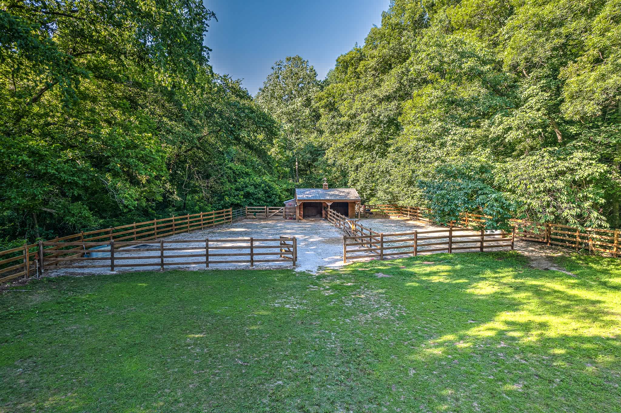 Sugar Creek Hollow + Horse Facility