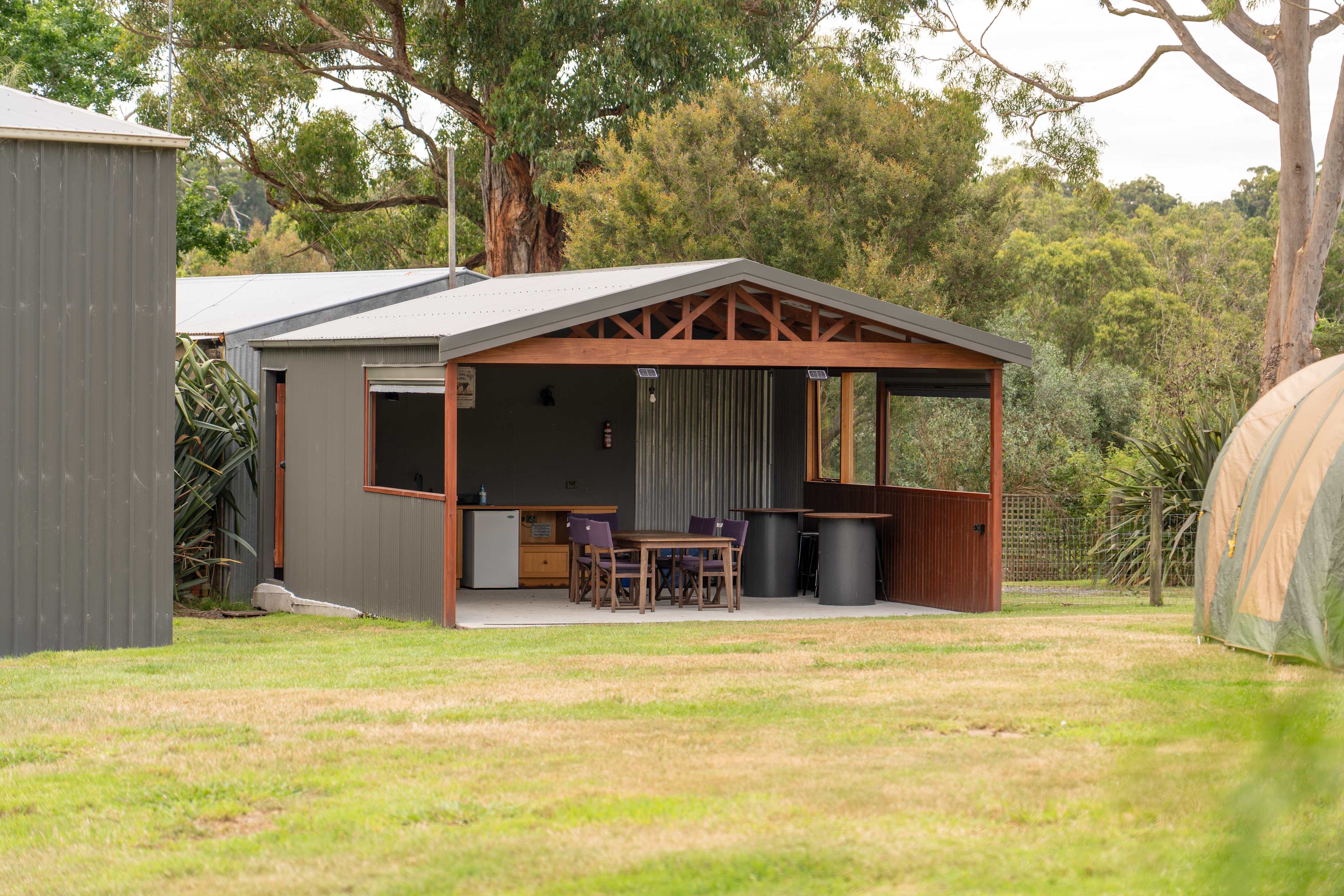 Camp kitchen very close to all camp sites