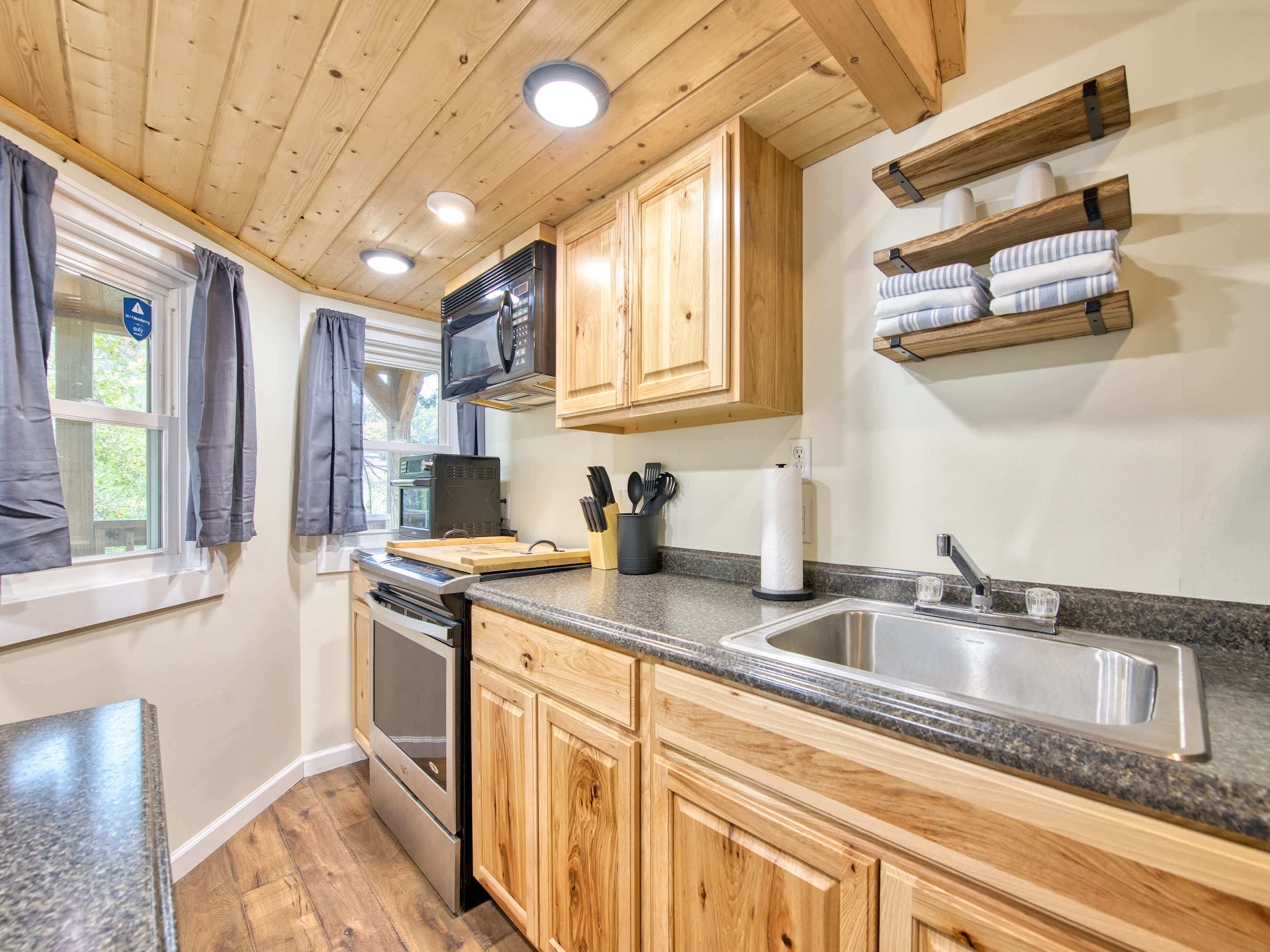 Casey Paradise Tiny Home Retreat