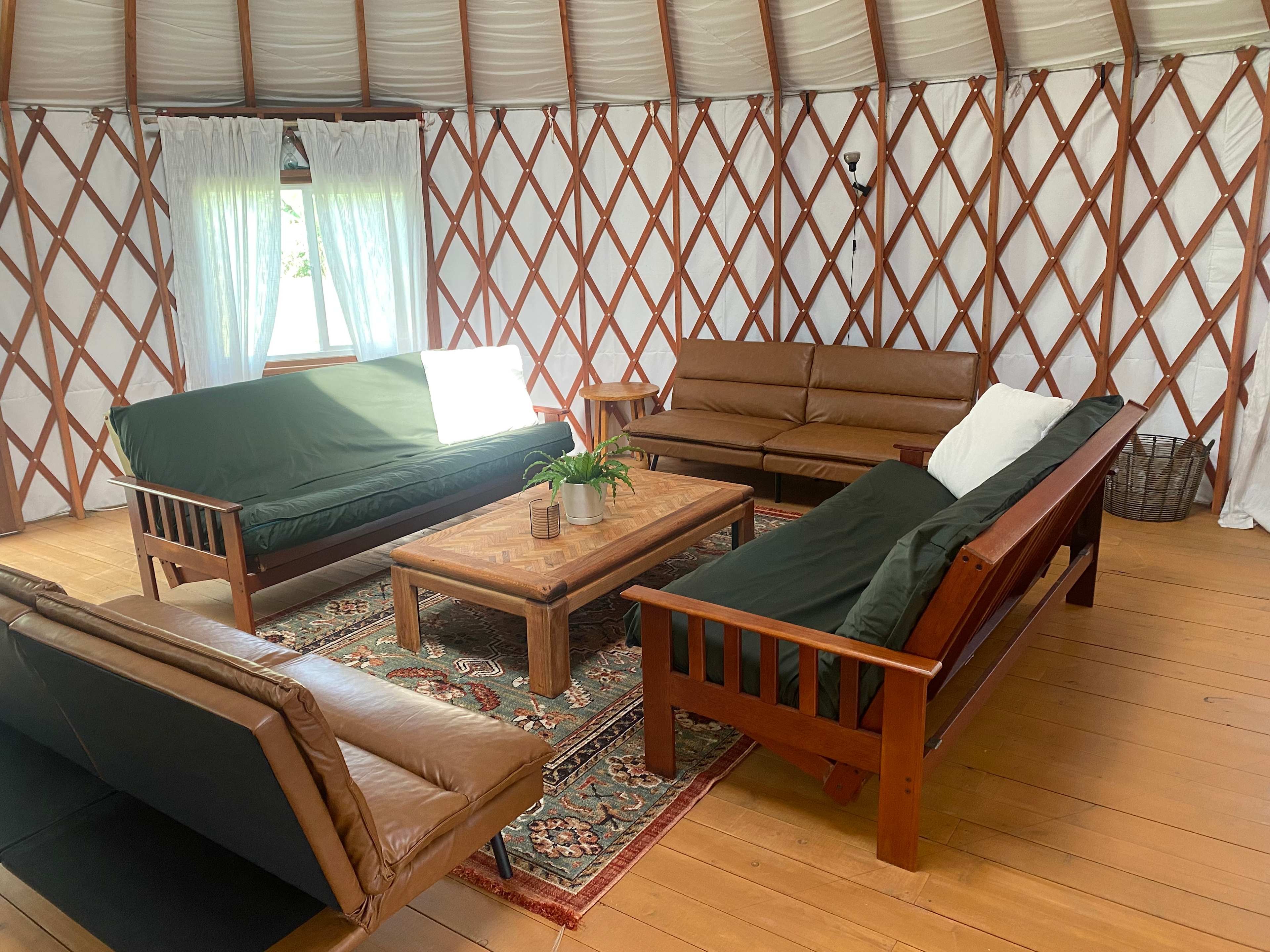 Hawaiian Rainforest Glamping