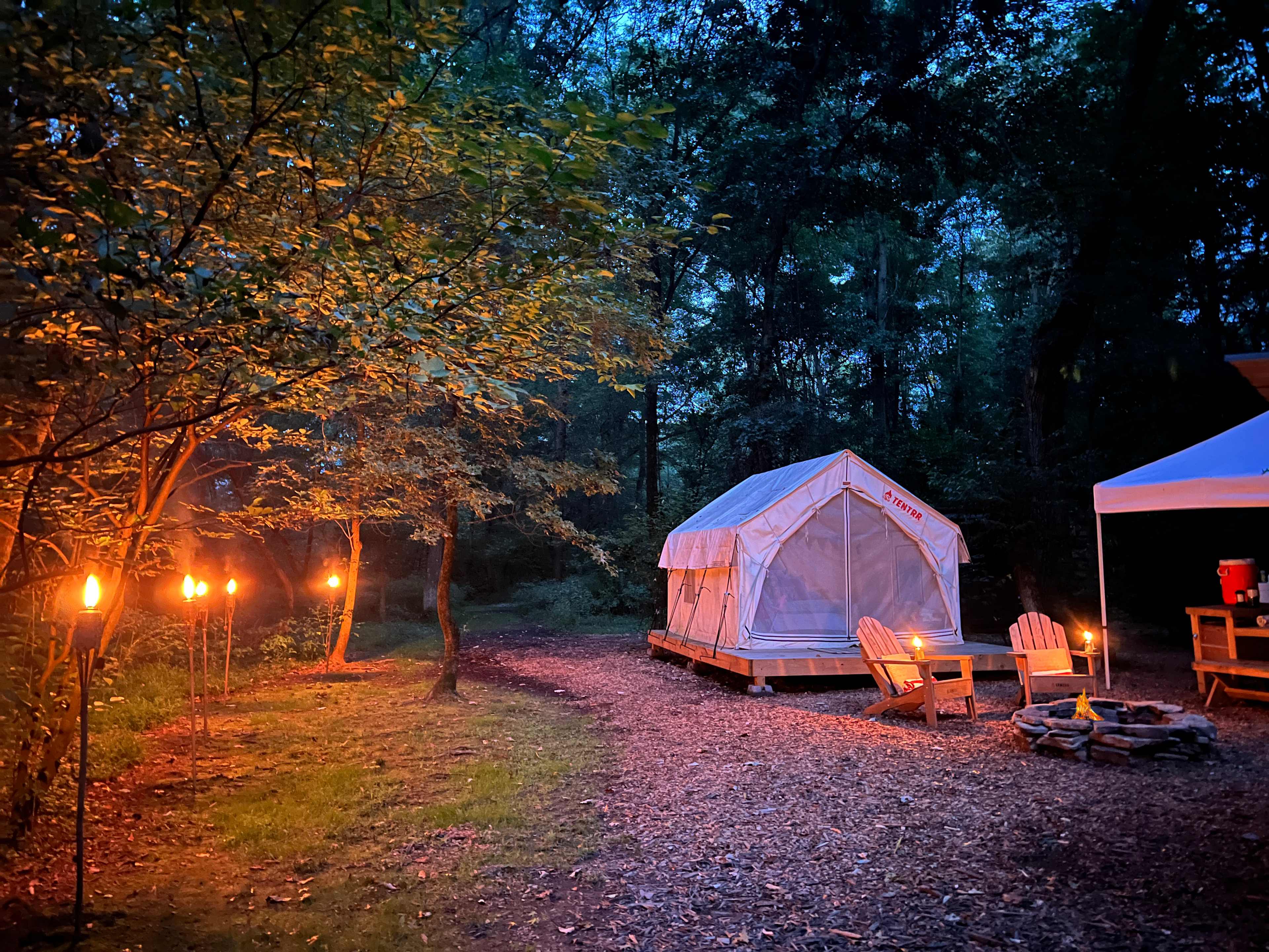 The ambiance of tiki torches and colorful, crisp autumn nights welcome you and a cozy bed provides perfect relaxation. 