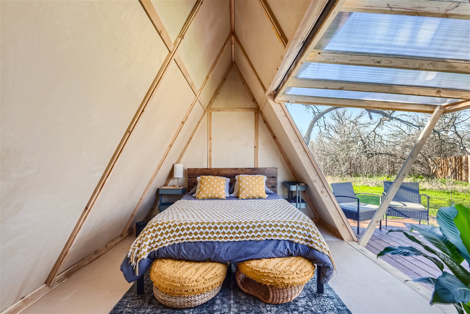 Happy Hideaway - Near COTA
