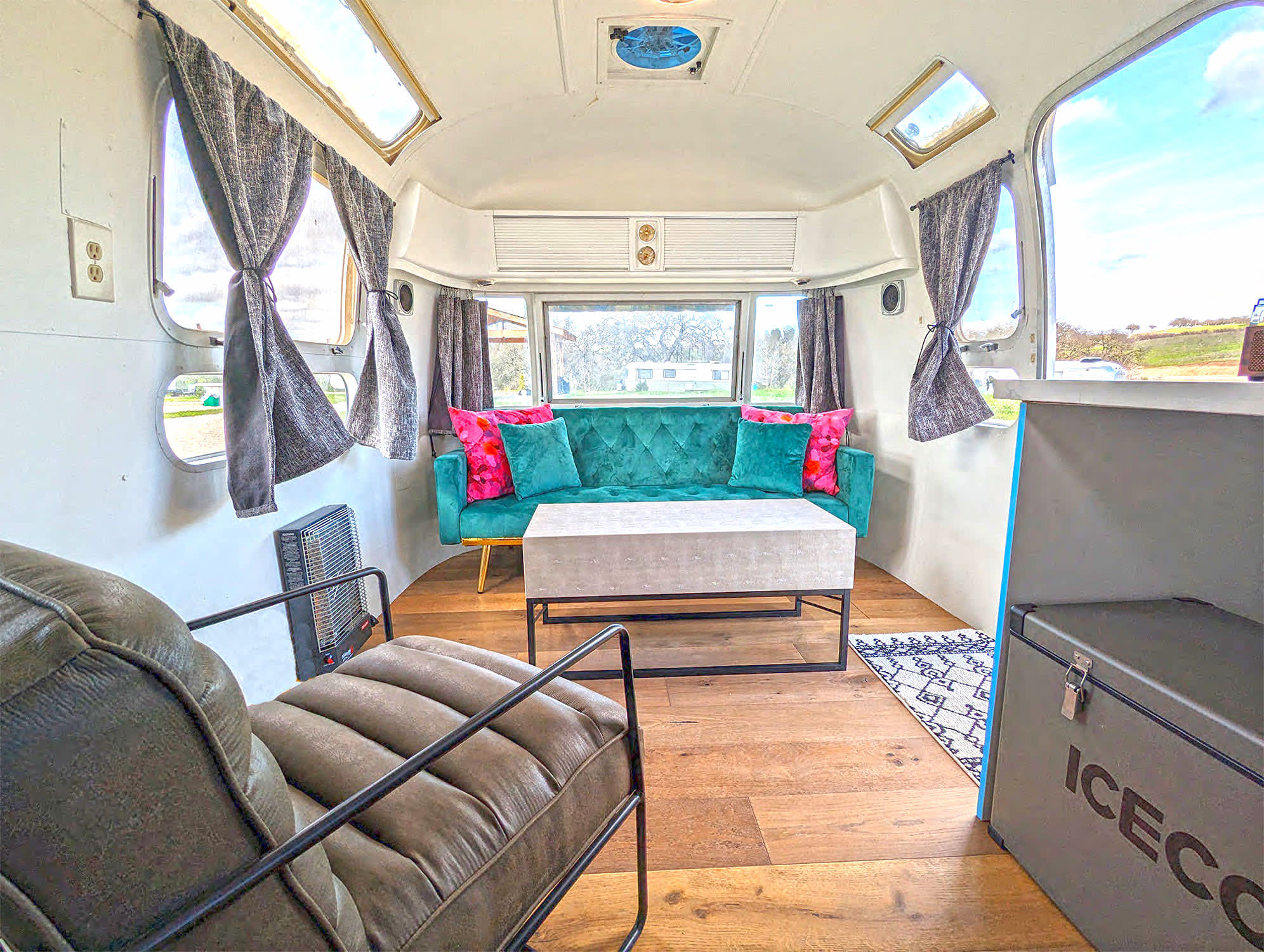 Vinyl Vineyards Glampground