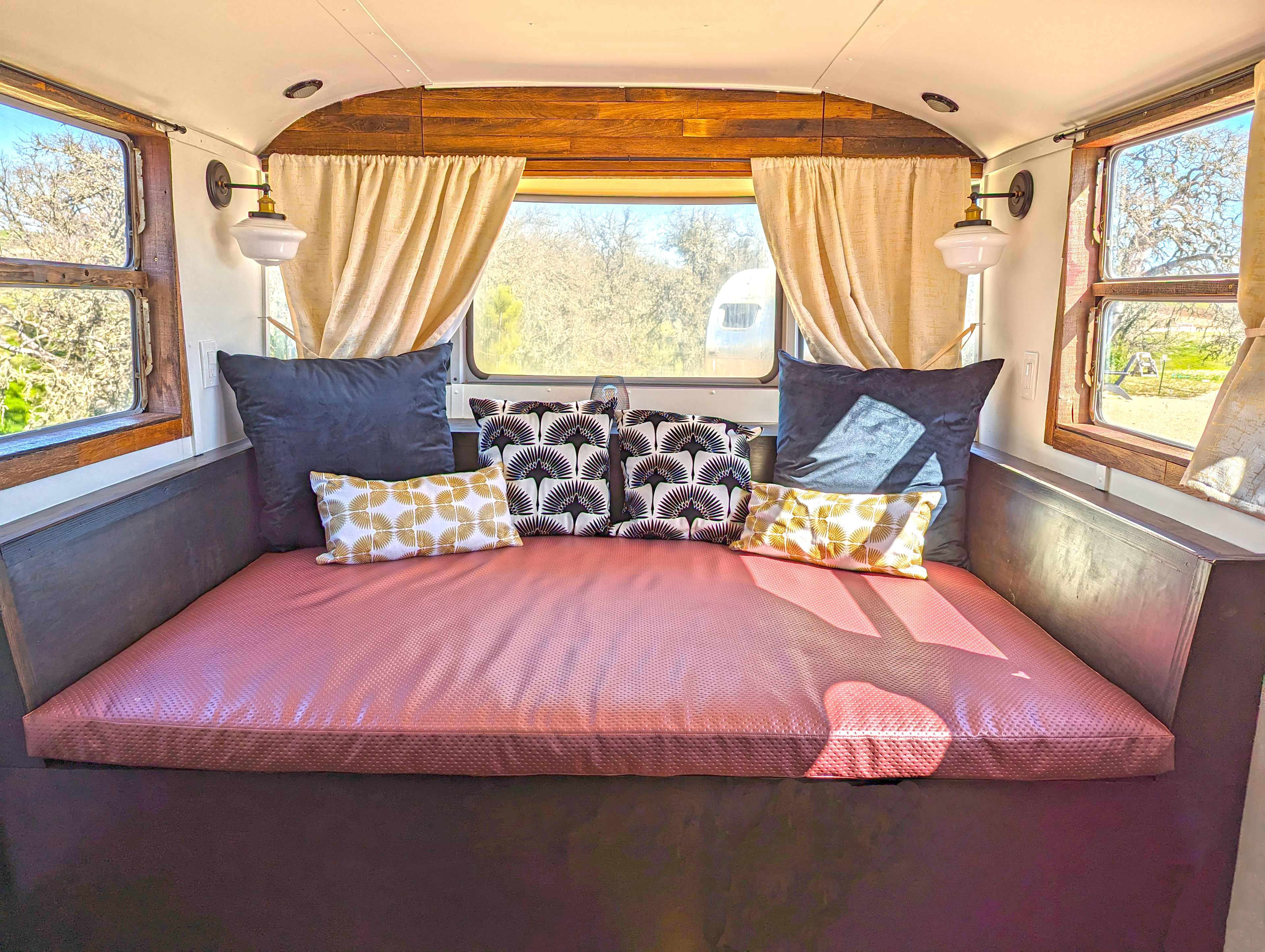 Vinyl Vineyards Glampground