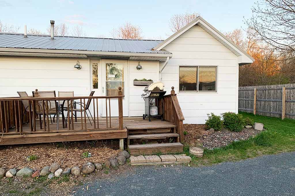 Birdi&June Farm Cottage