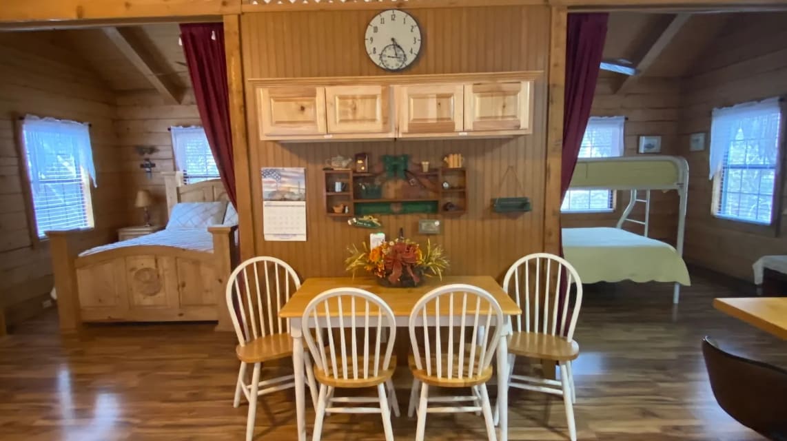 A Peace Of Heaven Cabins and RV Park