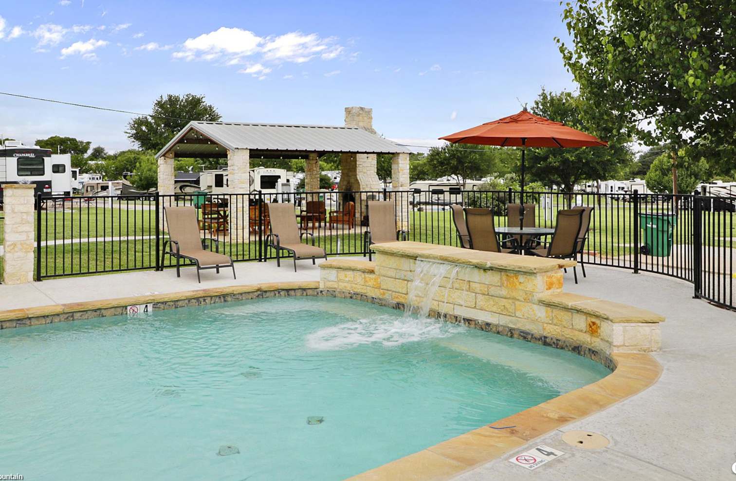 Northlake Village RV Park