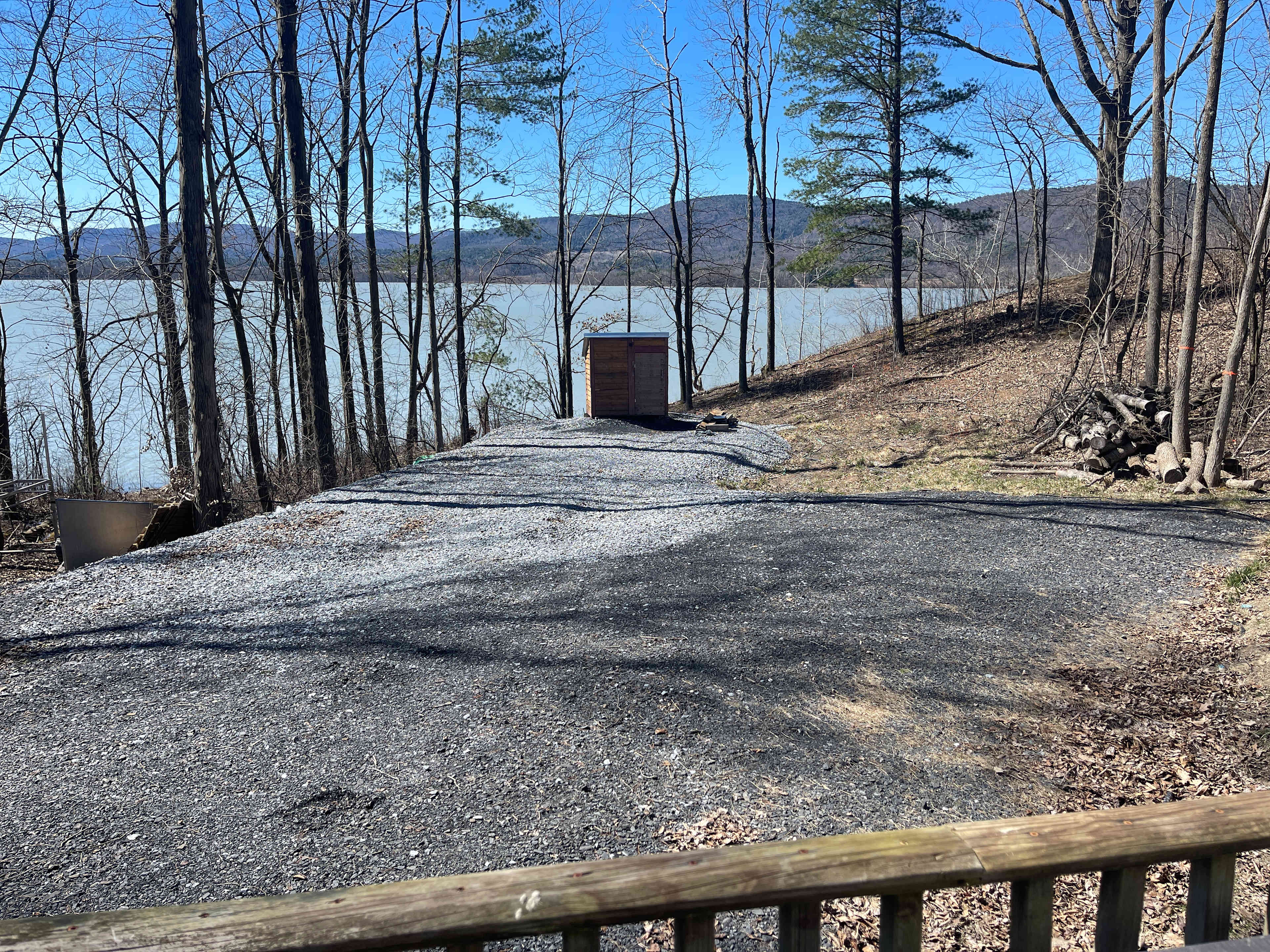Sandy's Lake Champlain Retreat