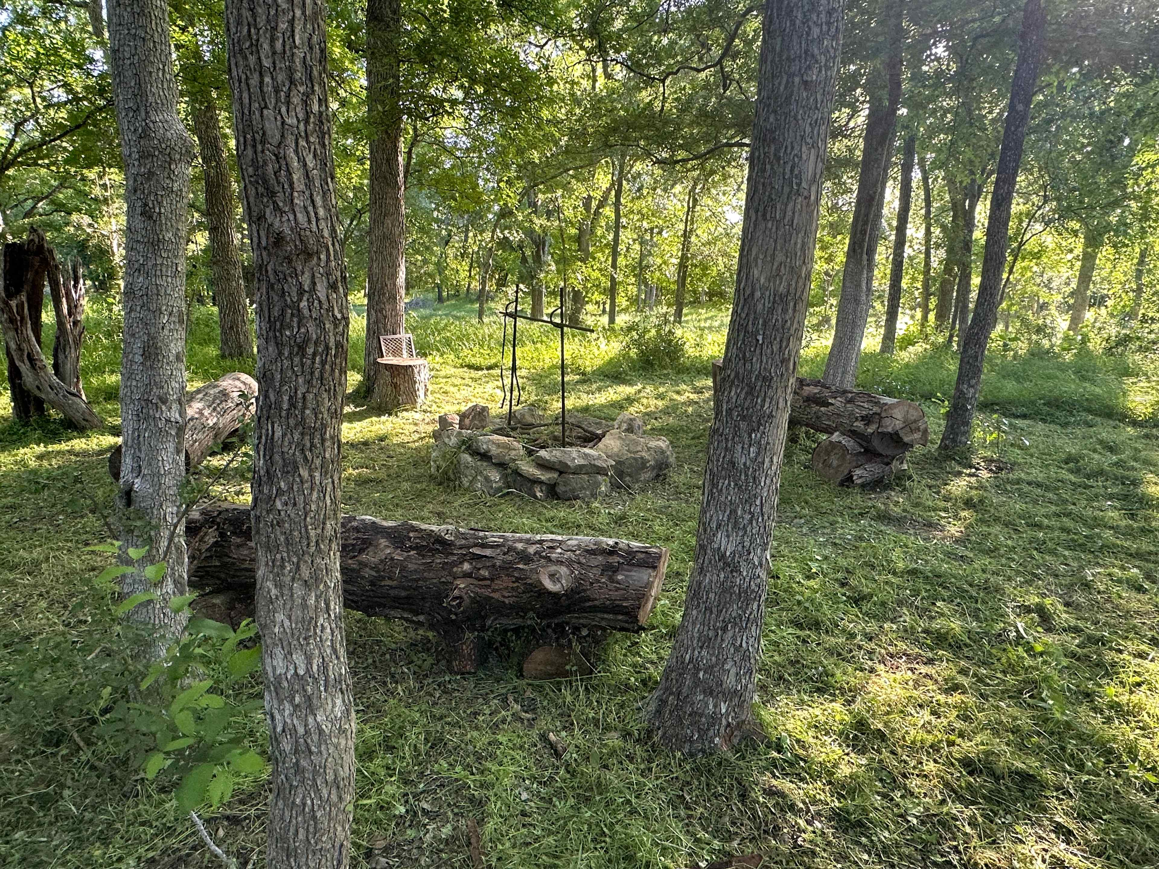Hansler Eye Of The Water Camp