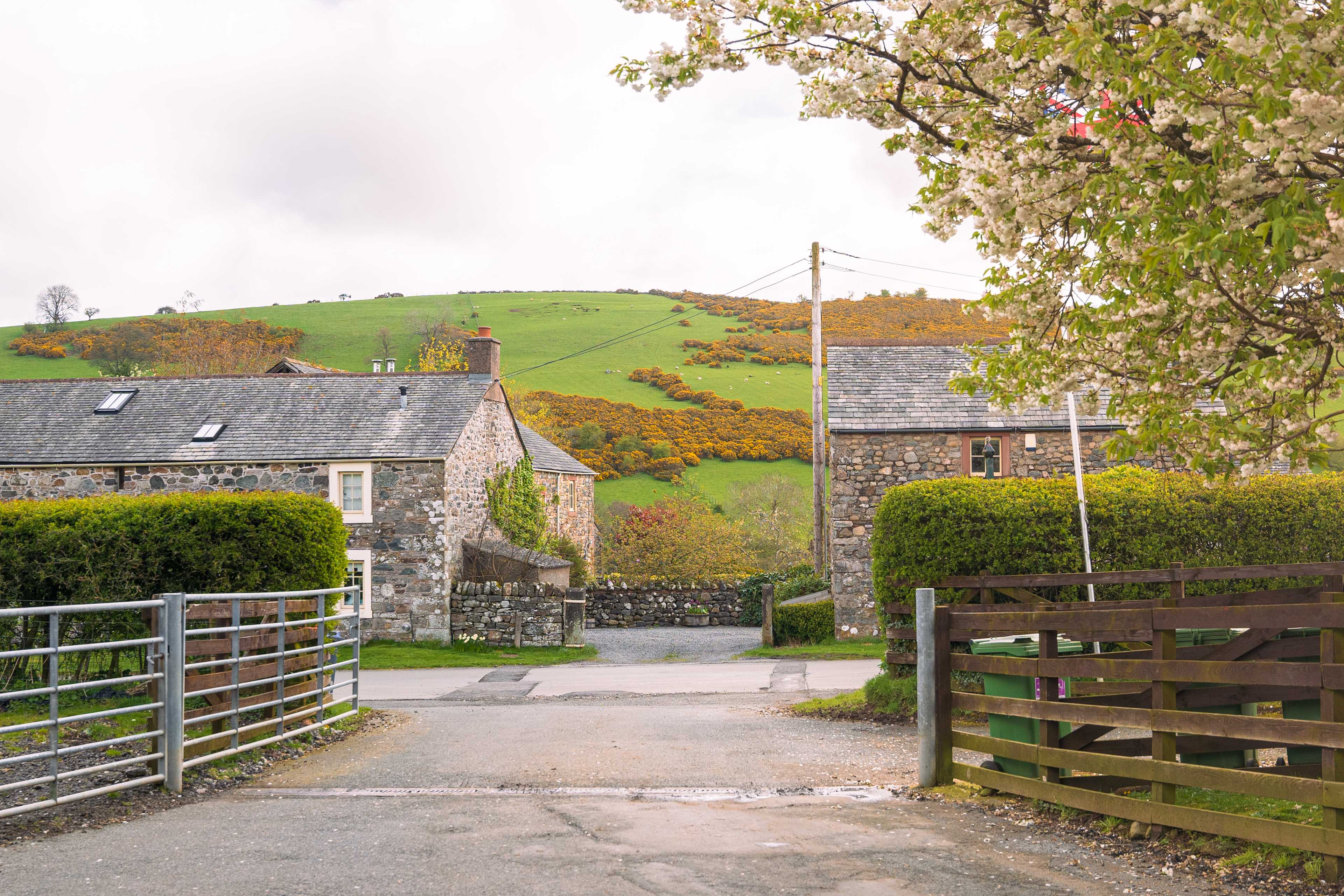 Farm houses and surrounding countryside at entrance