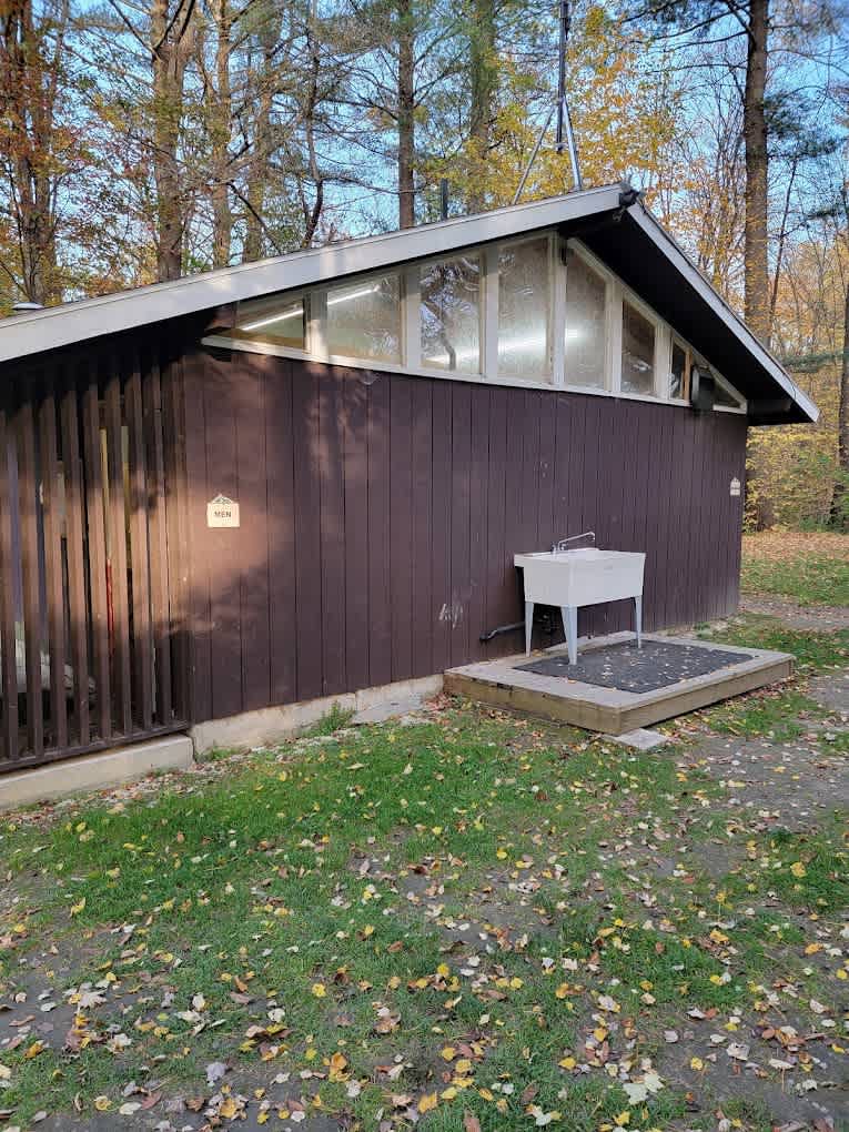 MT Greylock Campsite Park