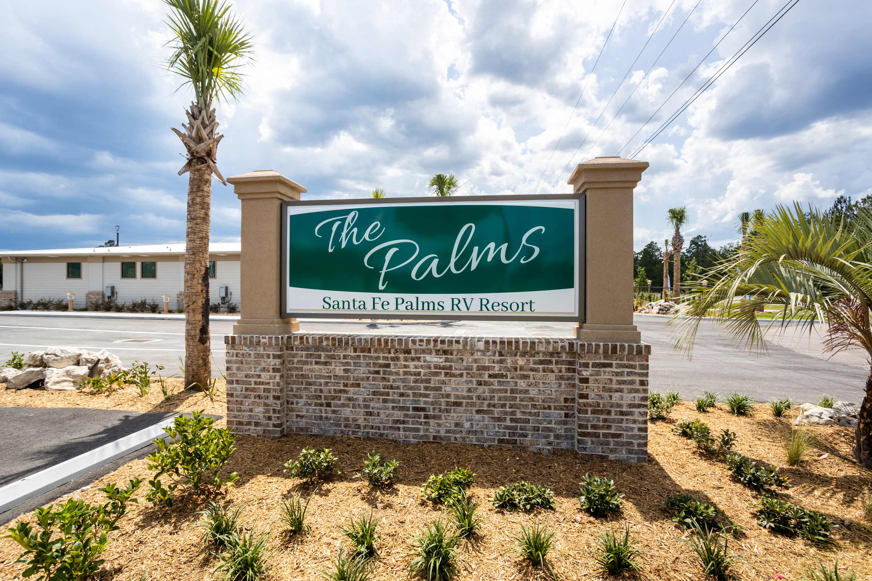 Santa Fe Palms RV Resort