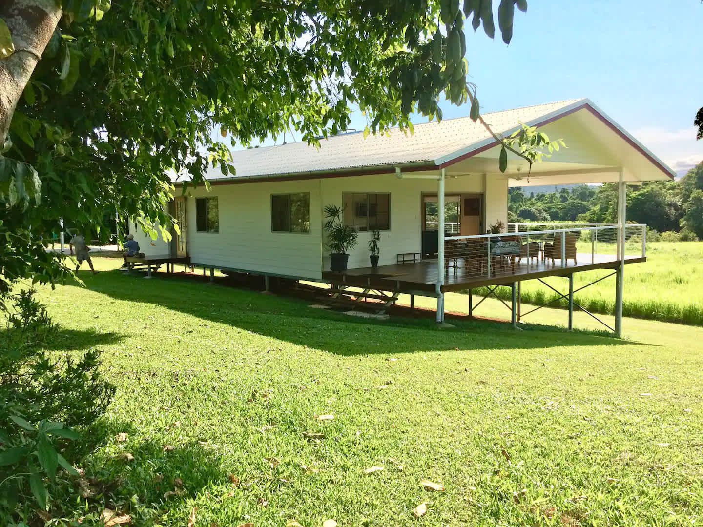 Mission Beach Farm Stay