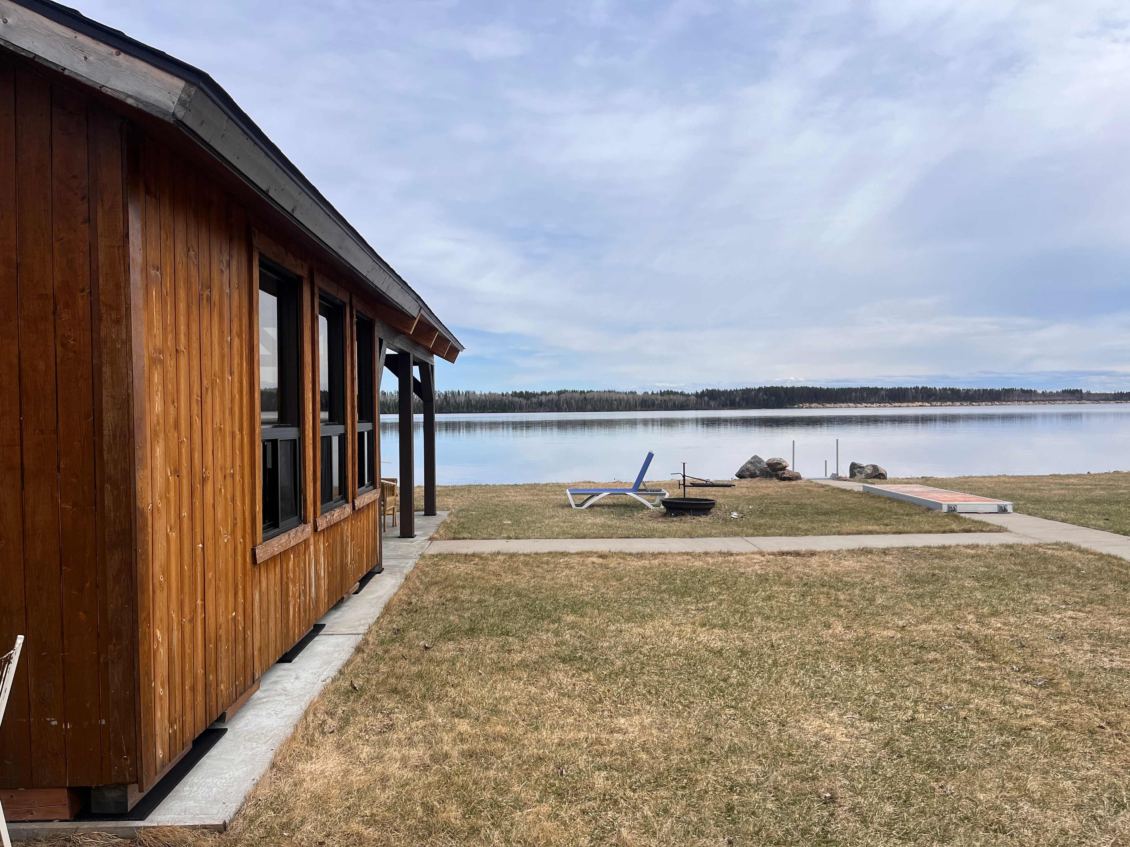 The Lake House Yard With River View