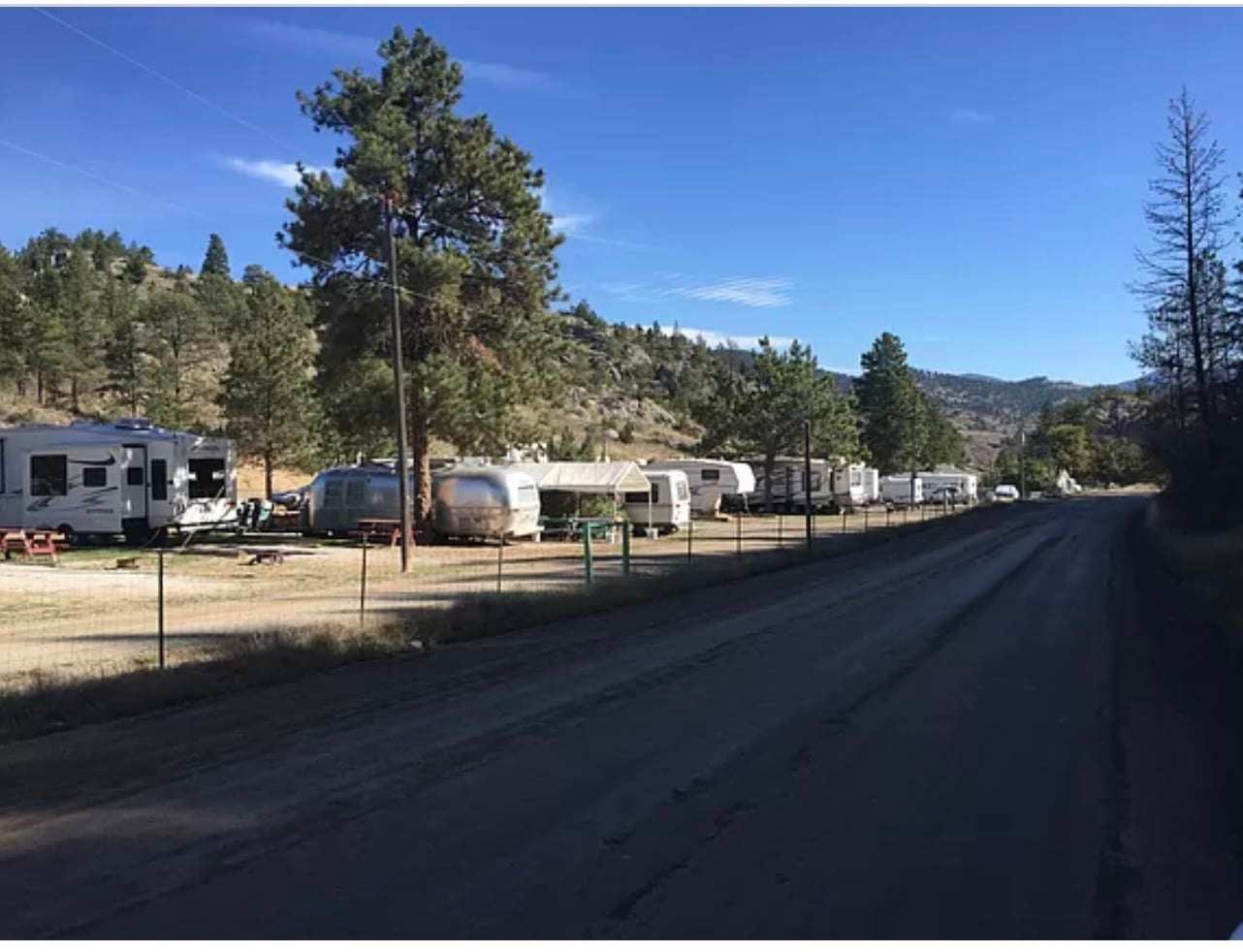 Grey Sandy Campground & Store