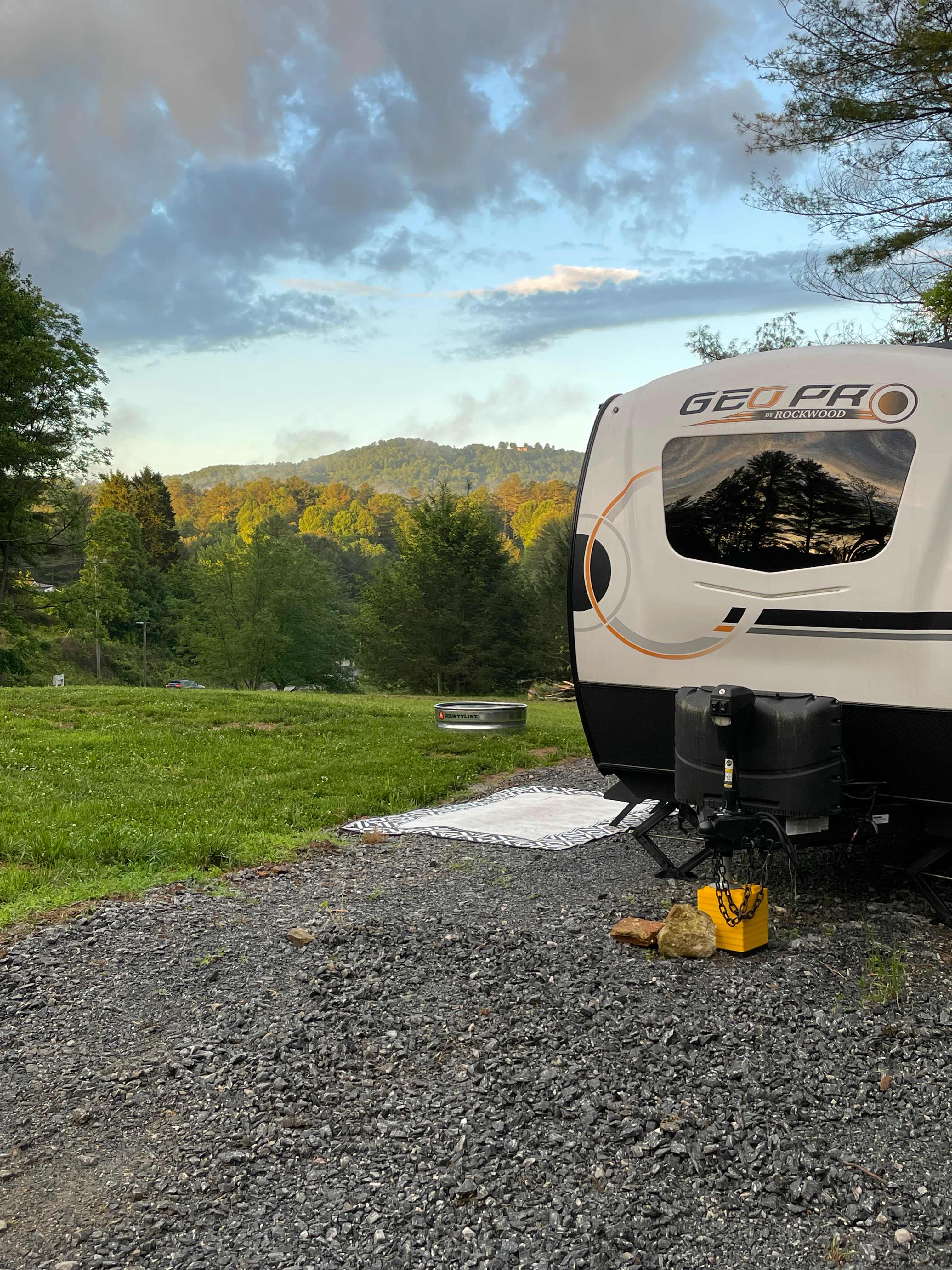 Mountain View RV Site Or Glamp