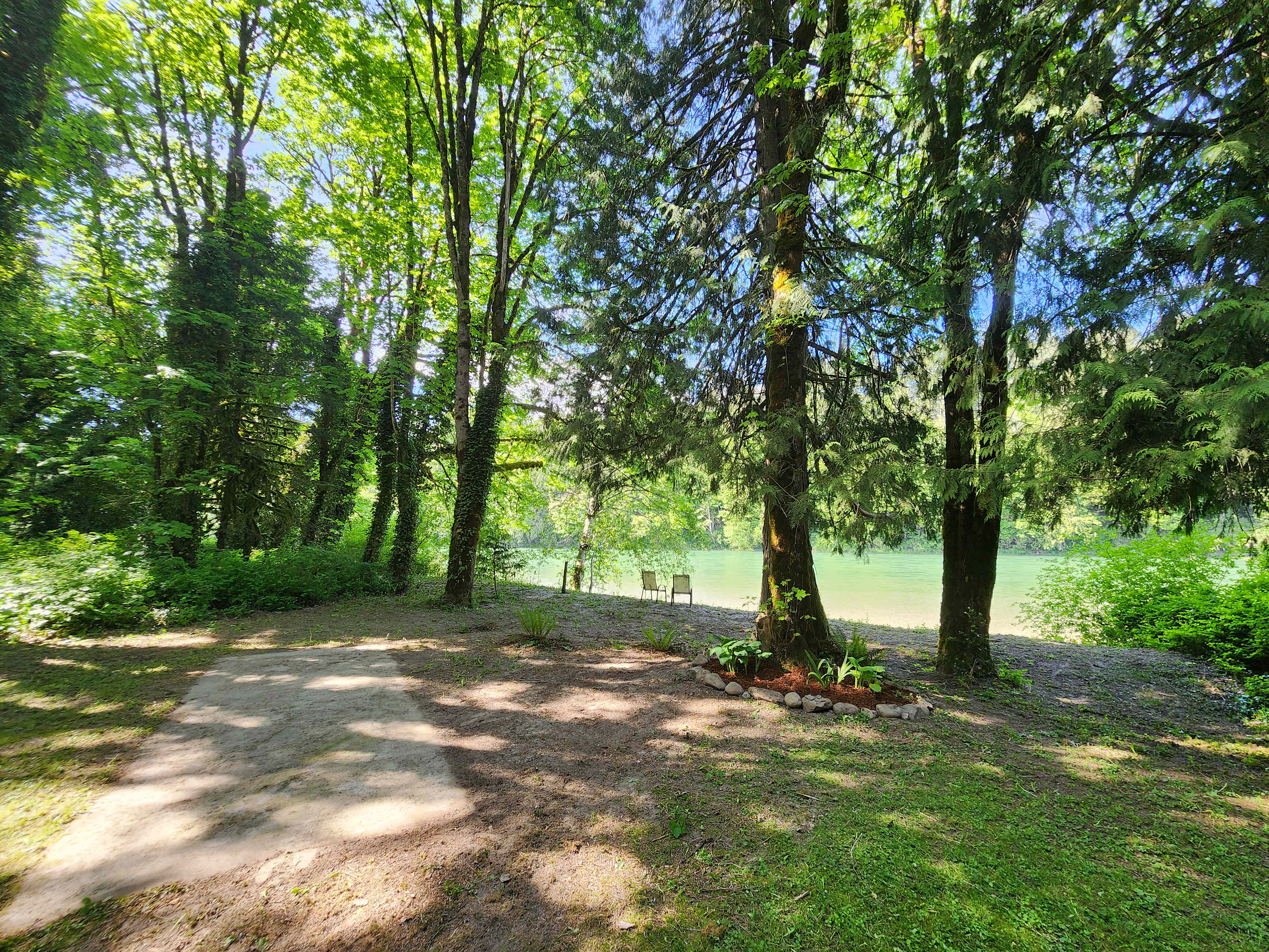 Skagit River Hideout