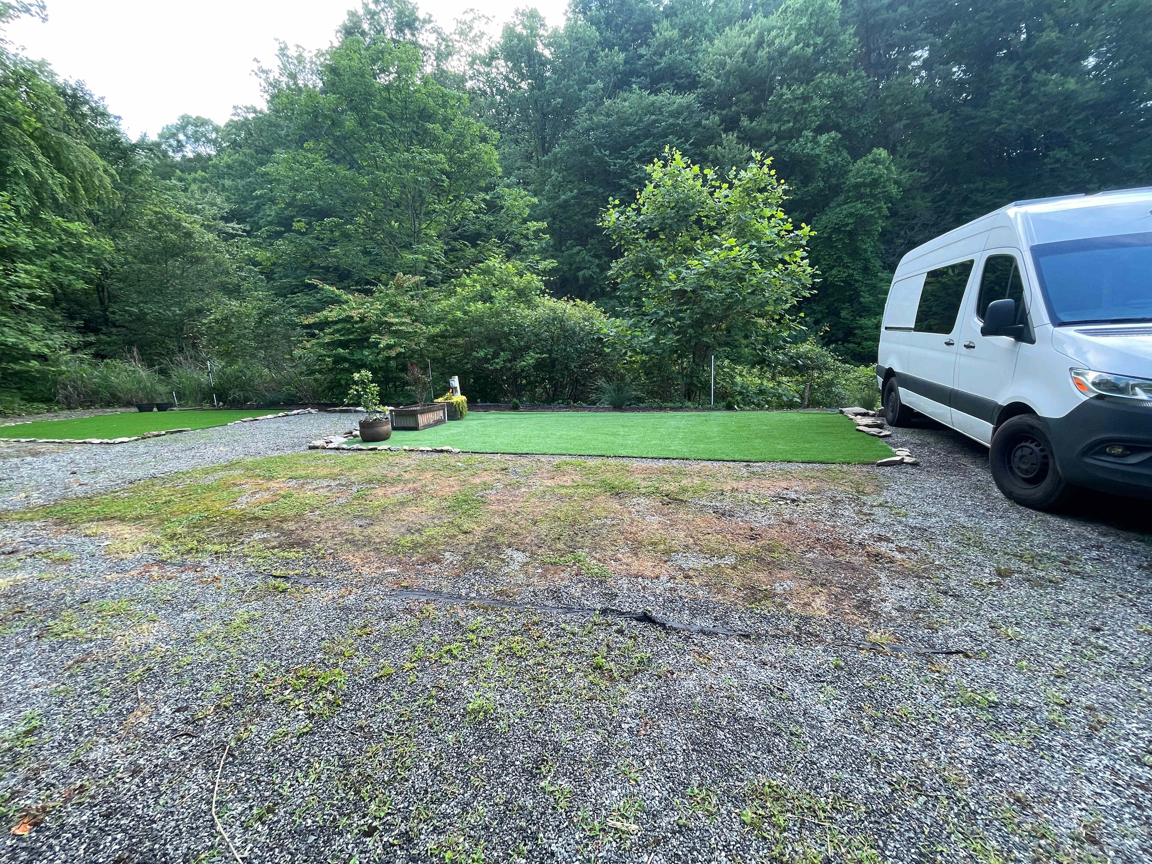 Trails & Tails Waterfalls Retreat