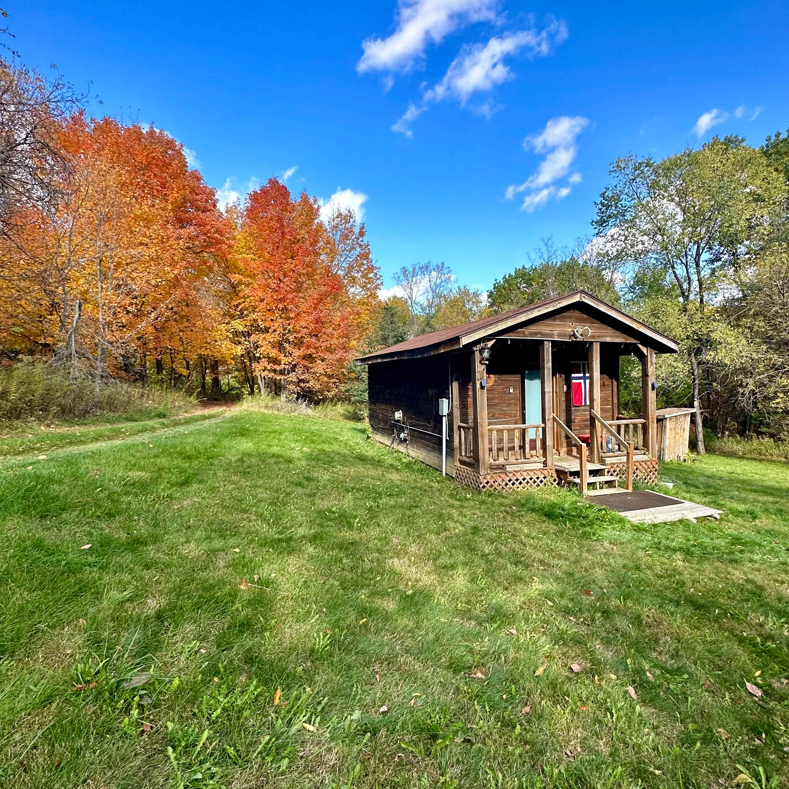 Driftless Retreat 🍃 🎶 📚