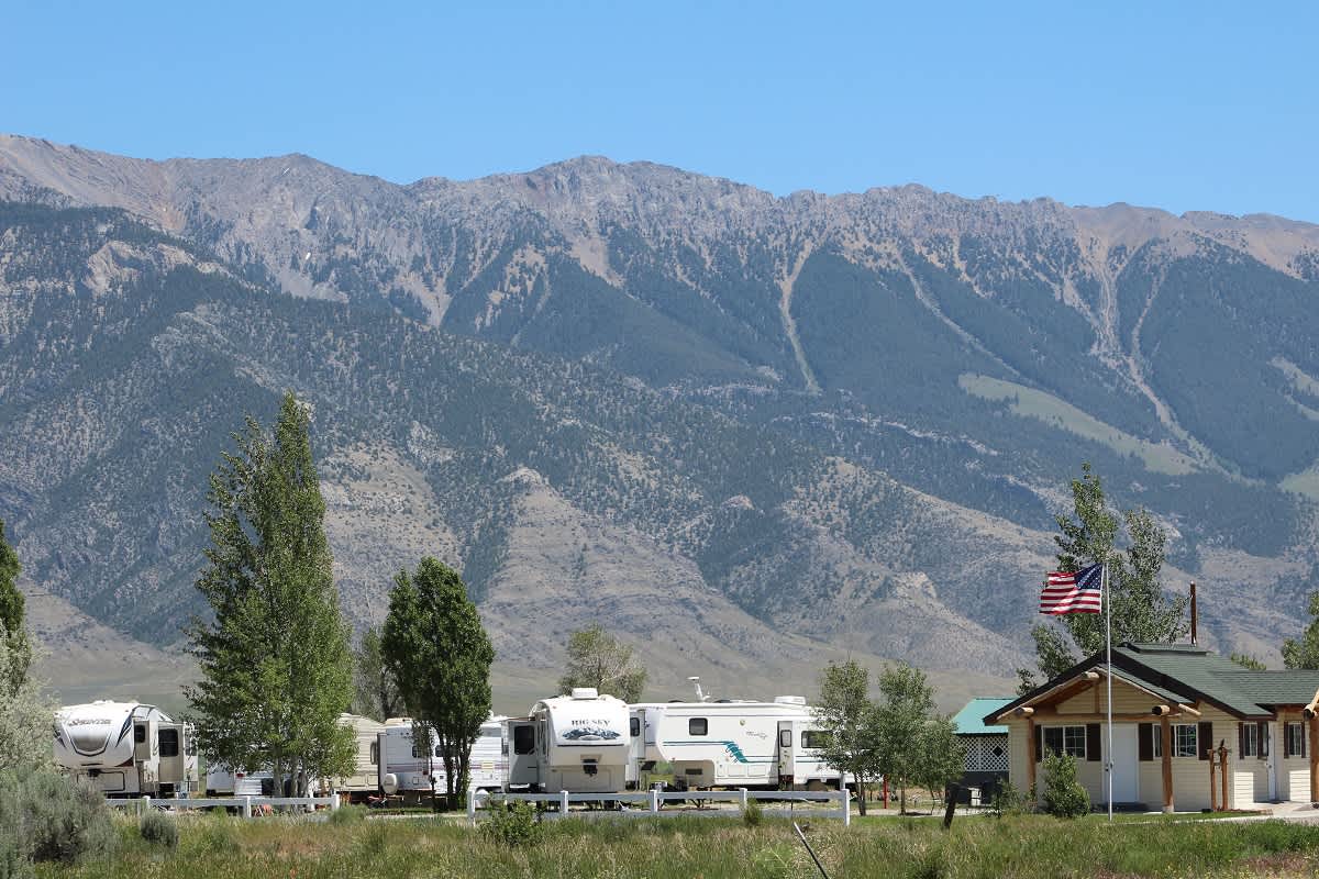Moose Crossing RV Park