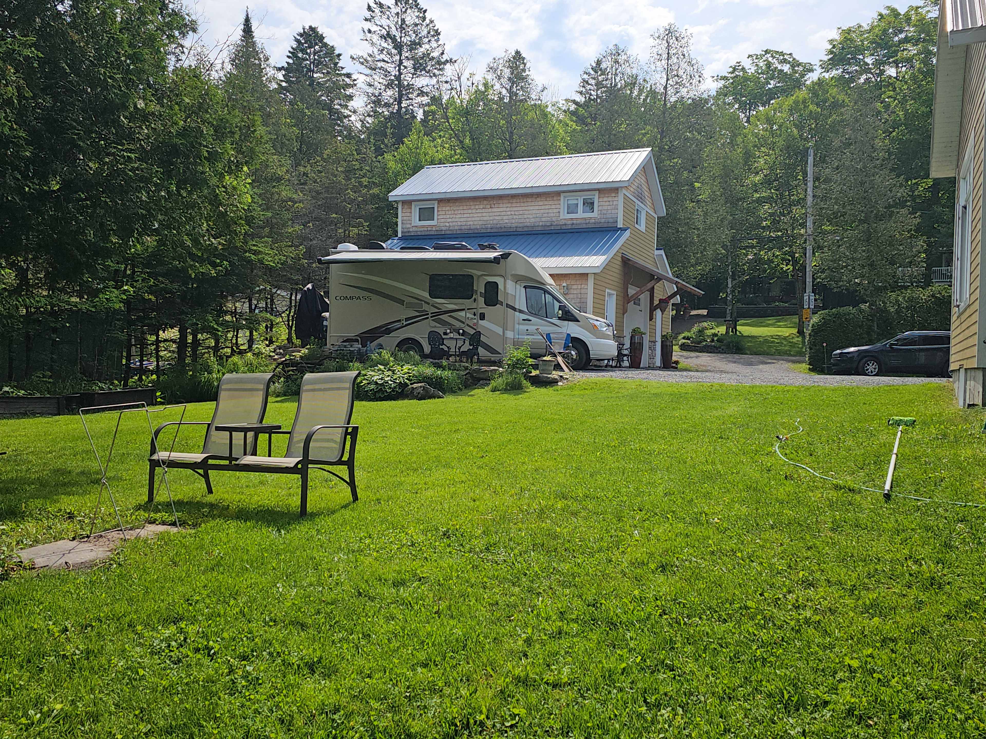 From your location you have a fantastic view of the lake.