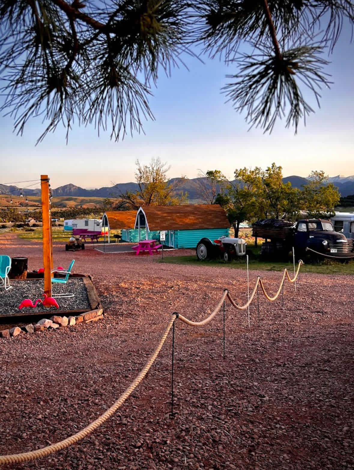 Starlite Vintage Resort