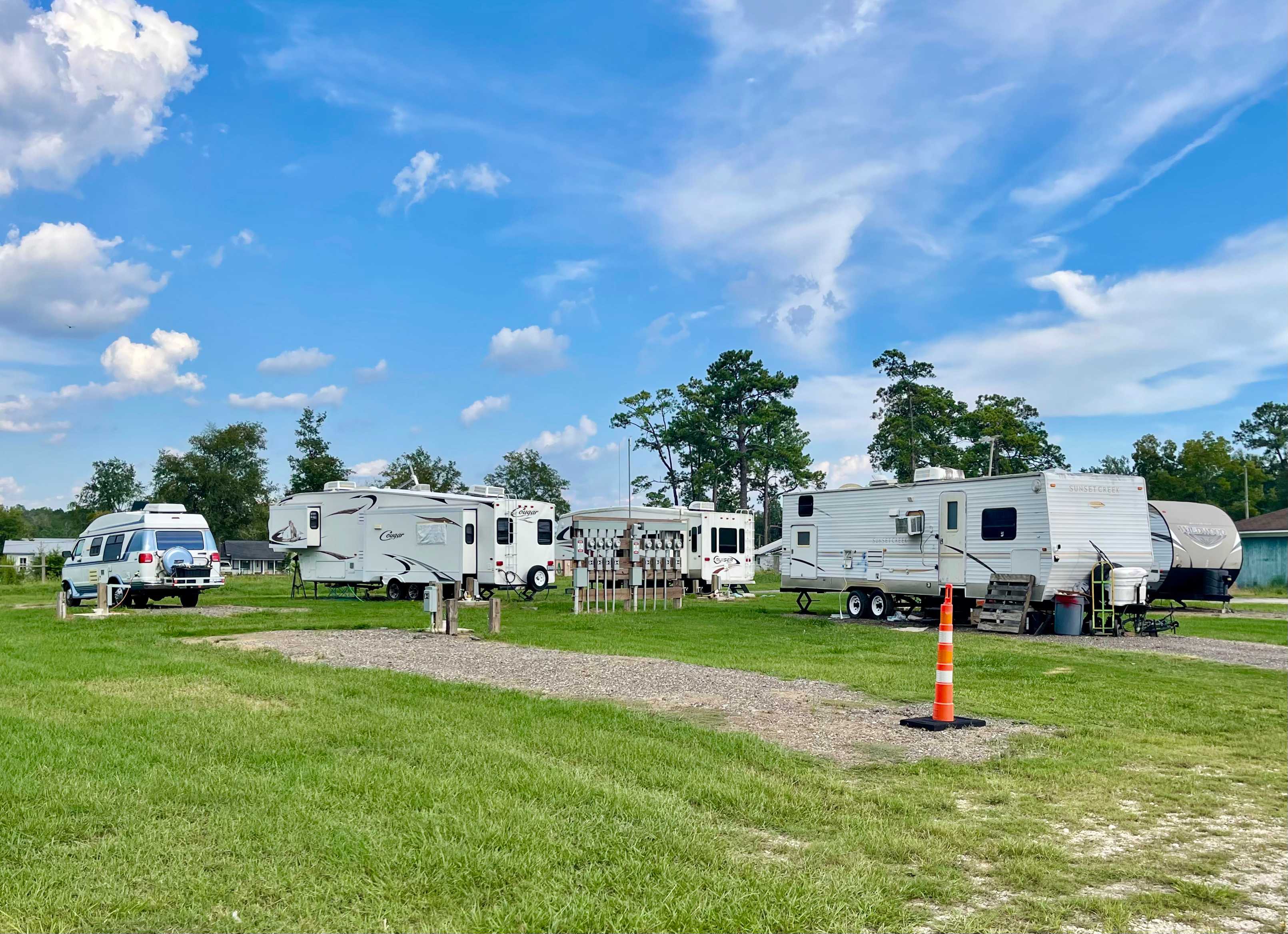 Dot's Mobile Ranch