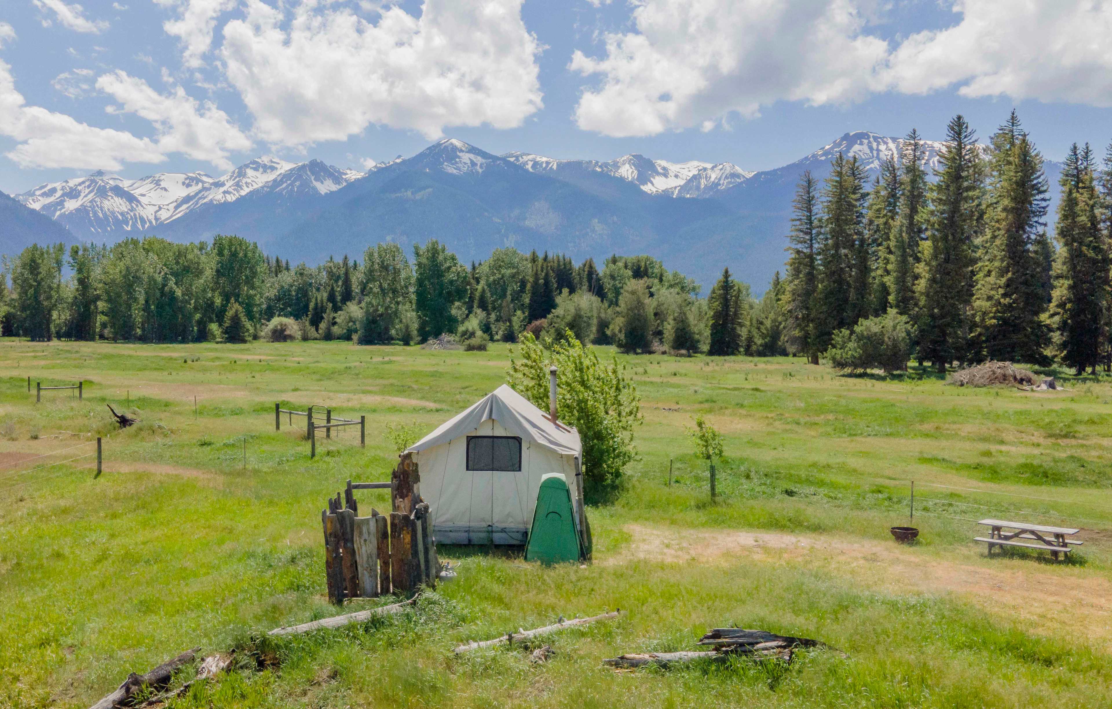 Glamp at the Evans Farm