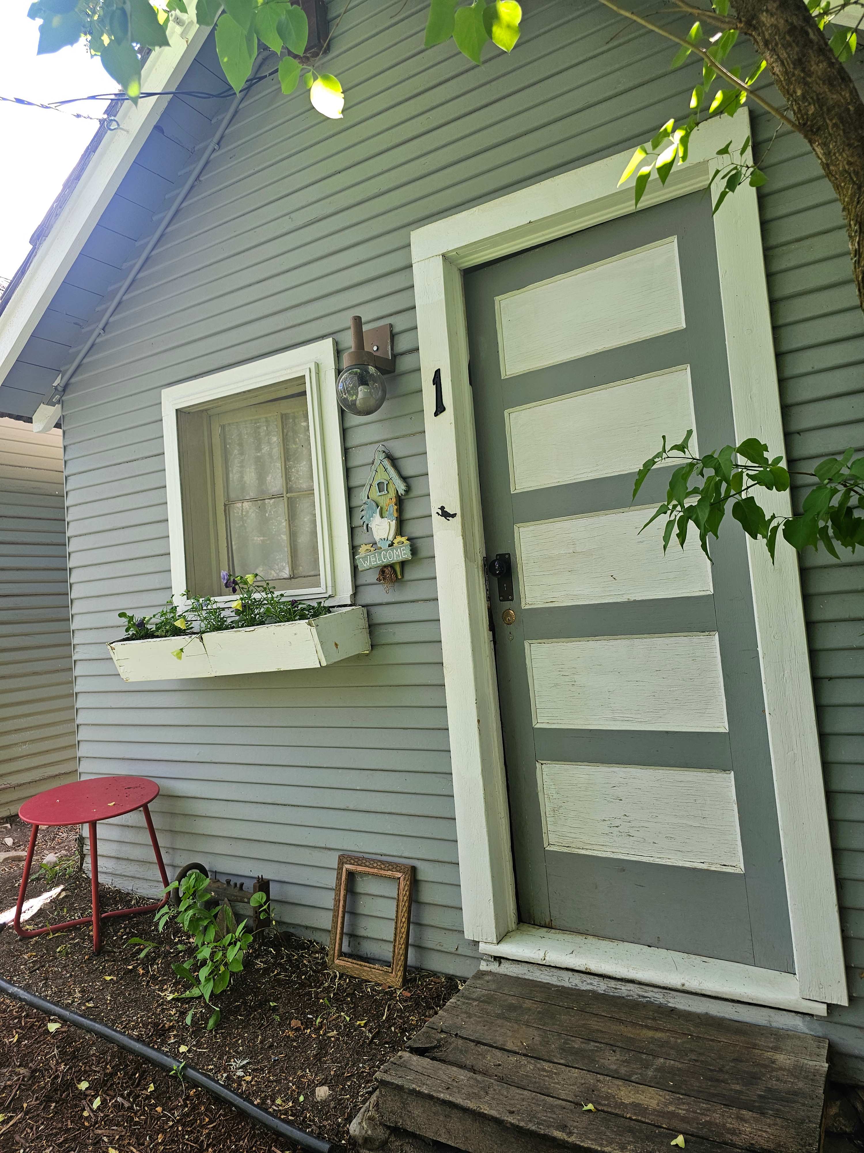 Bristol Park Historic Cabins