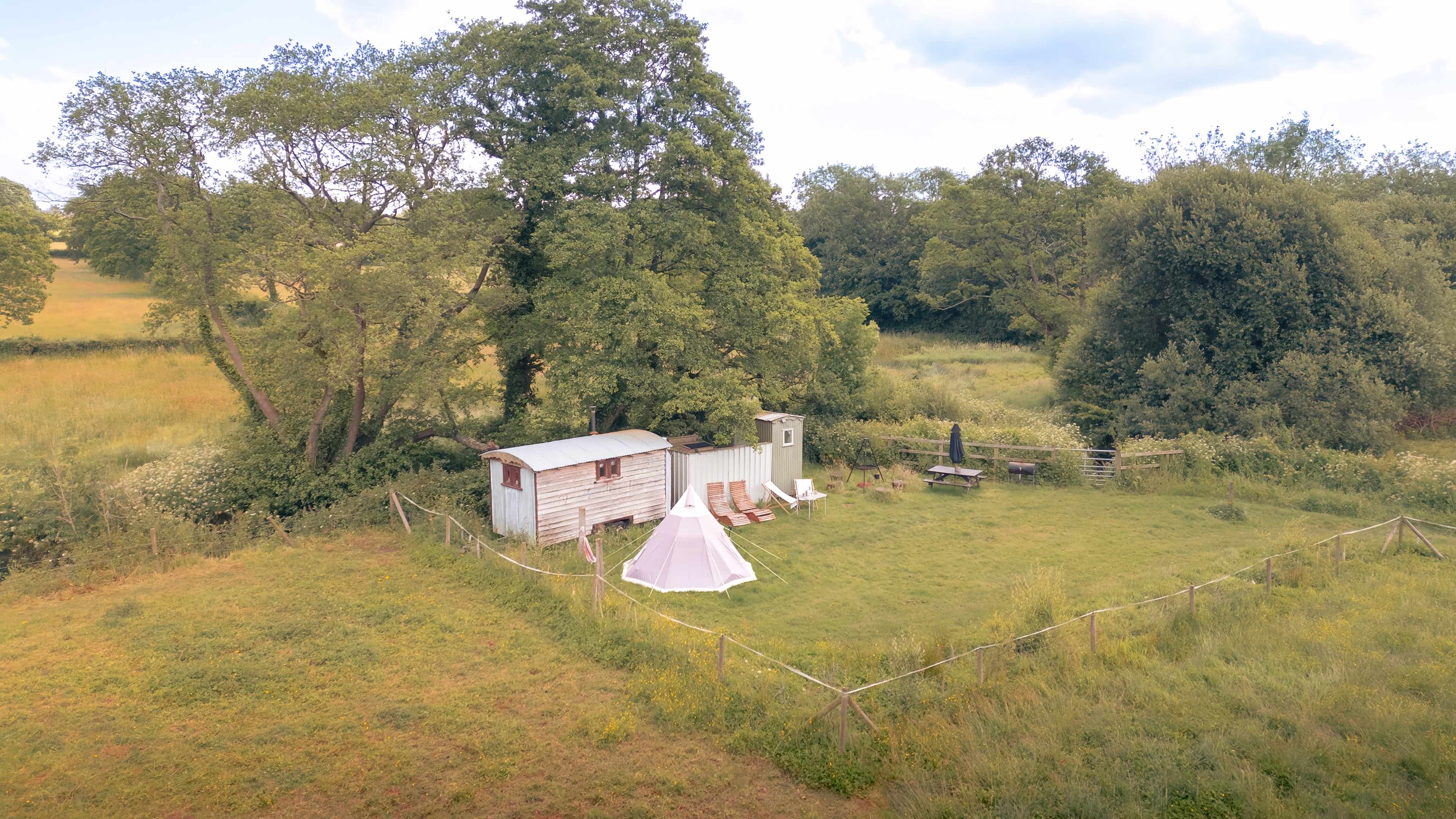 Stud Farm Glamping offers the chance to stay in a shepherd’s hut in the peaceful surroundings of the New Forest National Park.