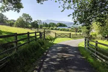 Caecrwn Retreat