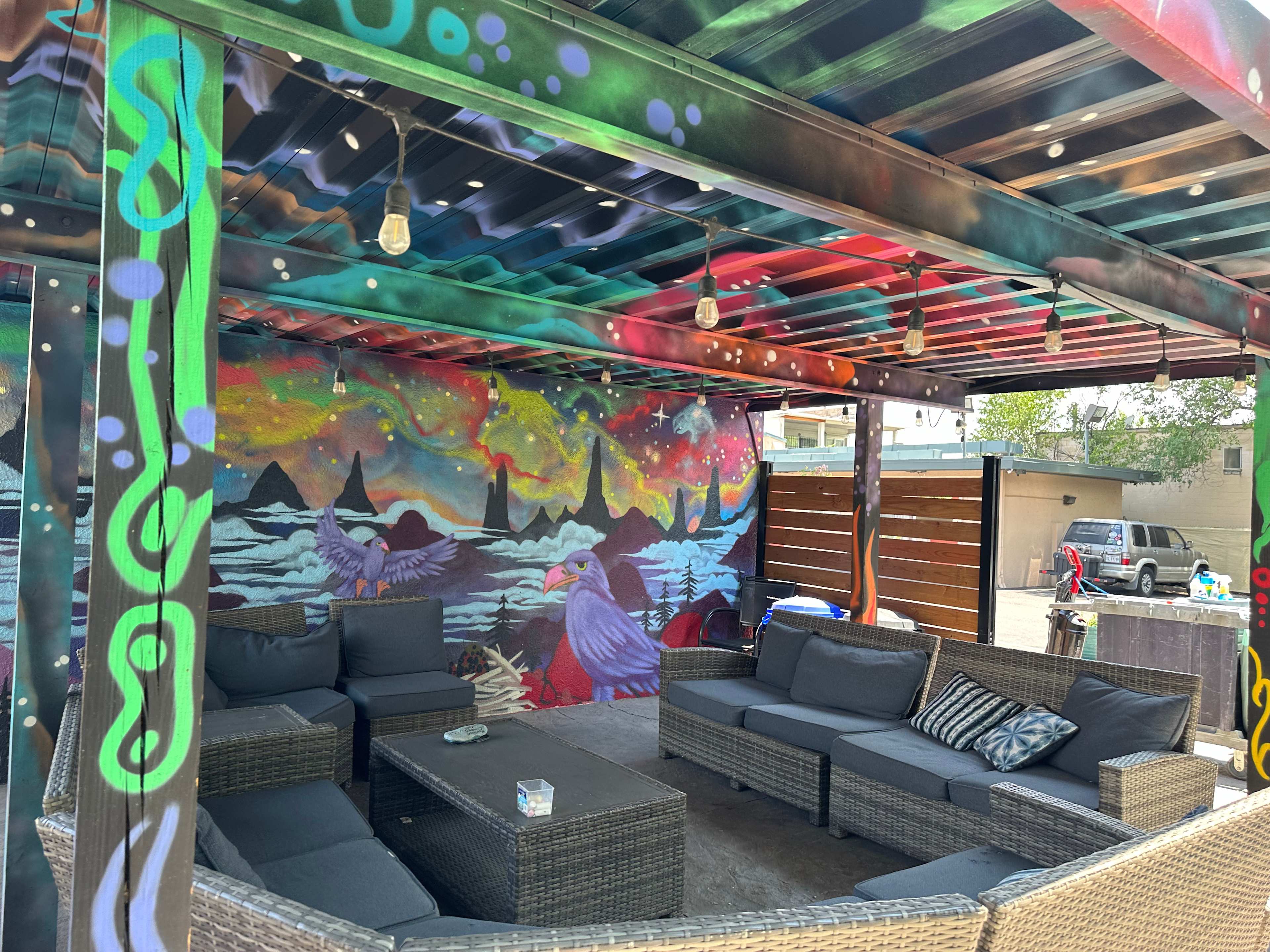 Pikes Peak RAD Hostel Van Camping