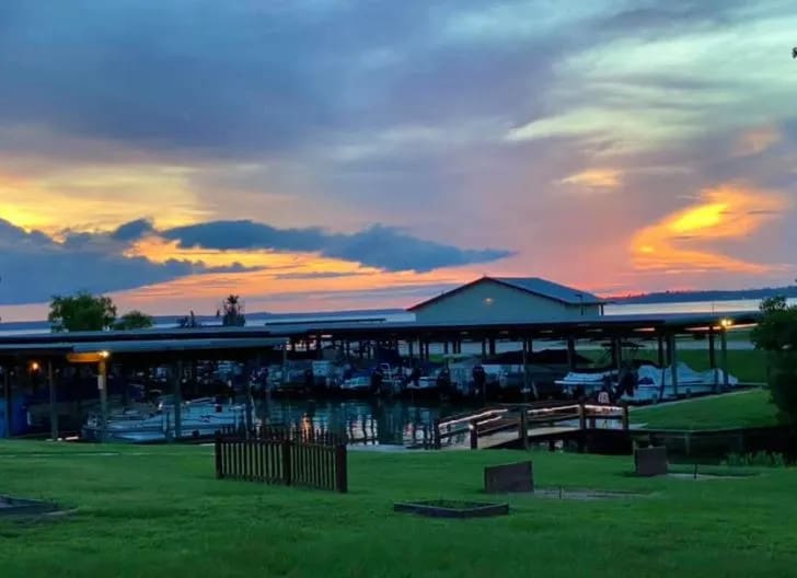 On The Lake RV and Cabin Resort