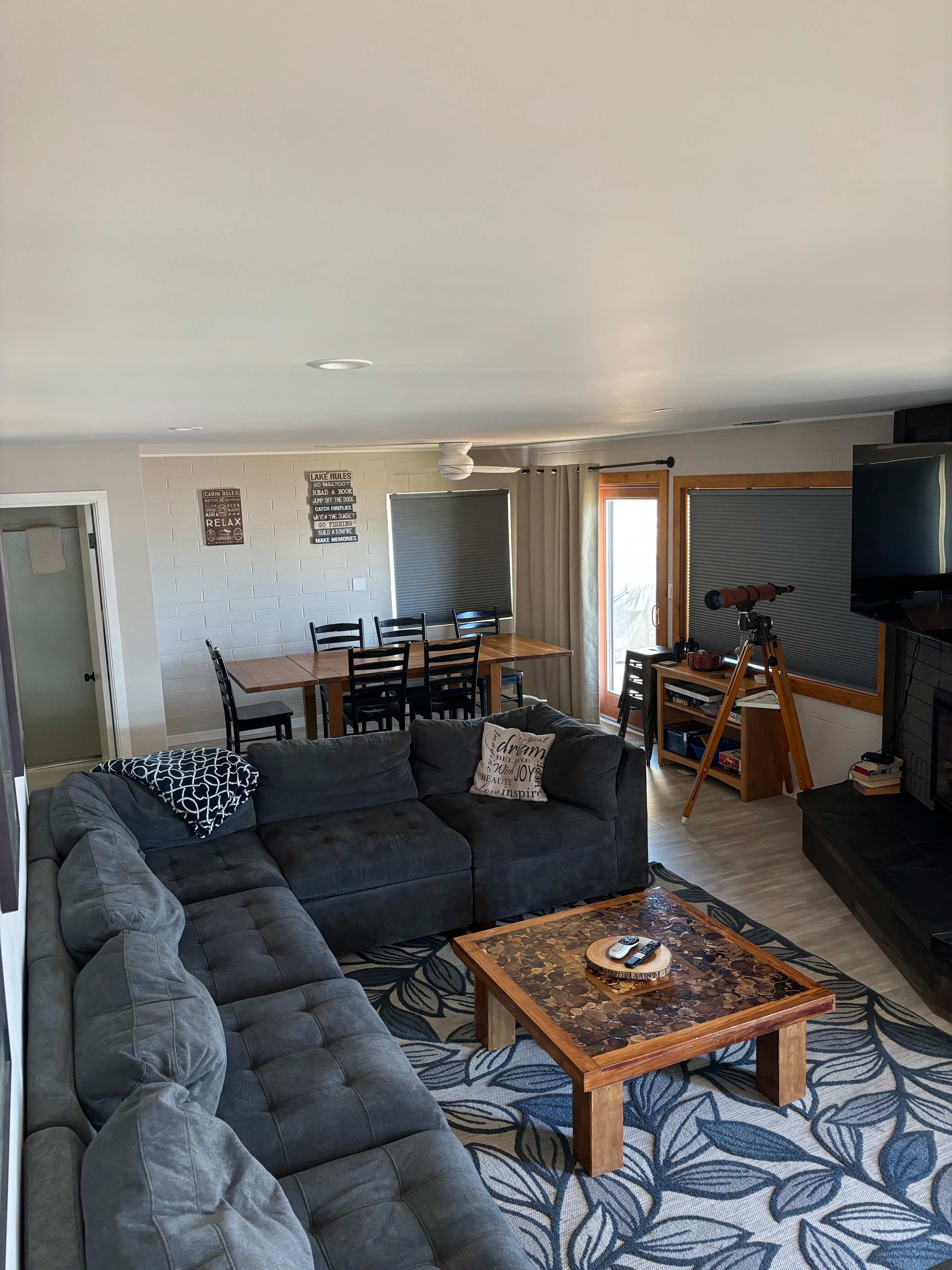 Beachside Cabin Lake Tahoe