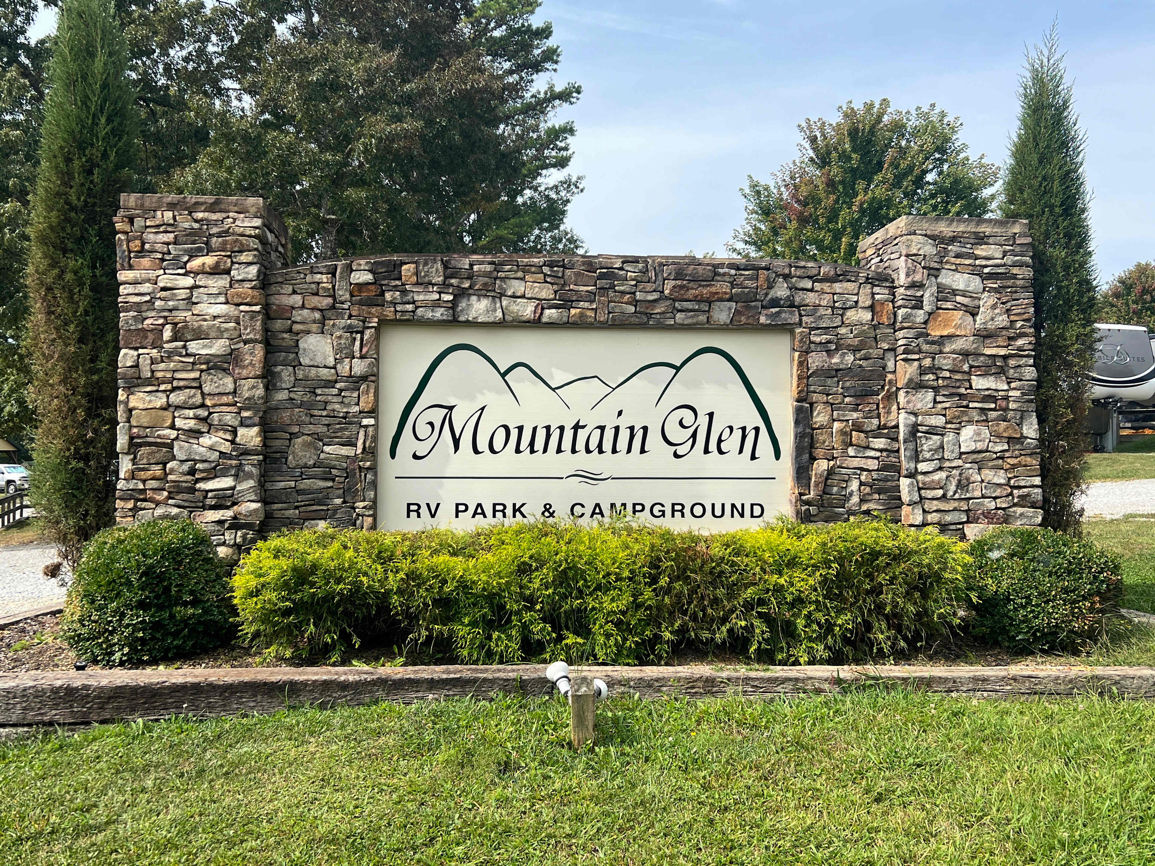 Mountain Glen RV Park & Campground