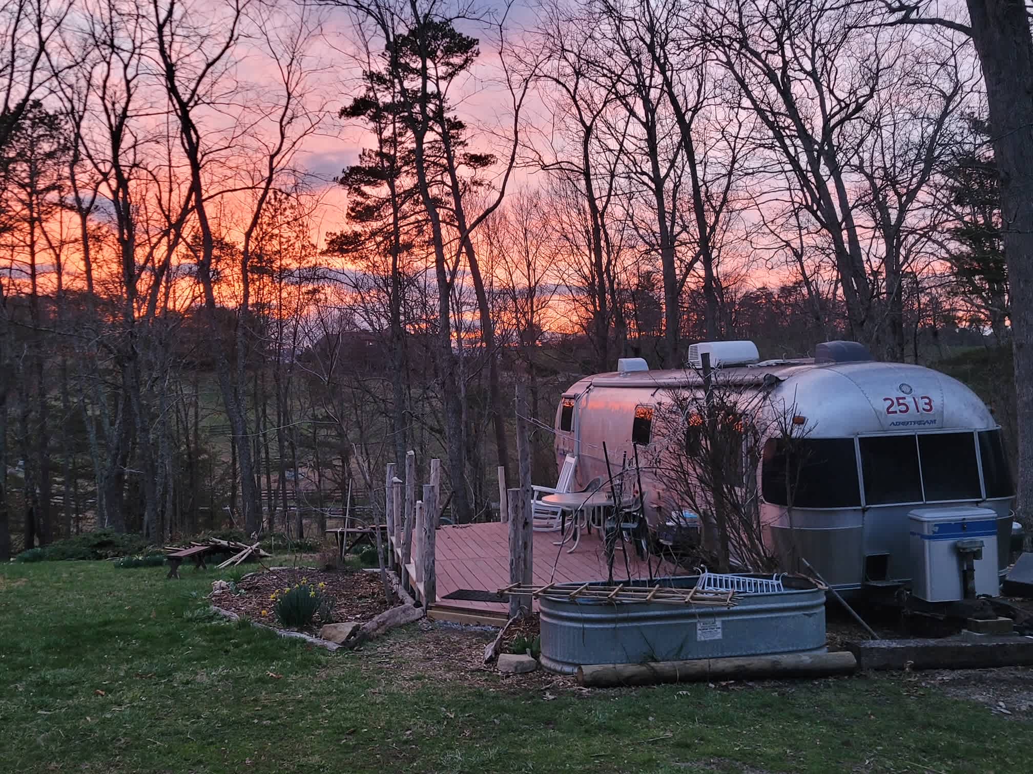 Cozy Private Appalachian Airstream