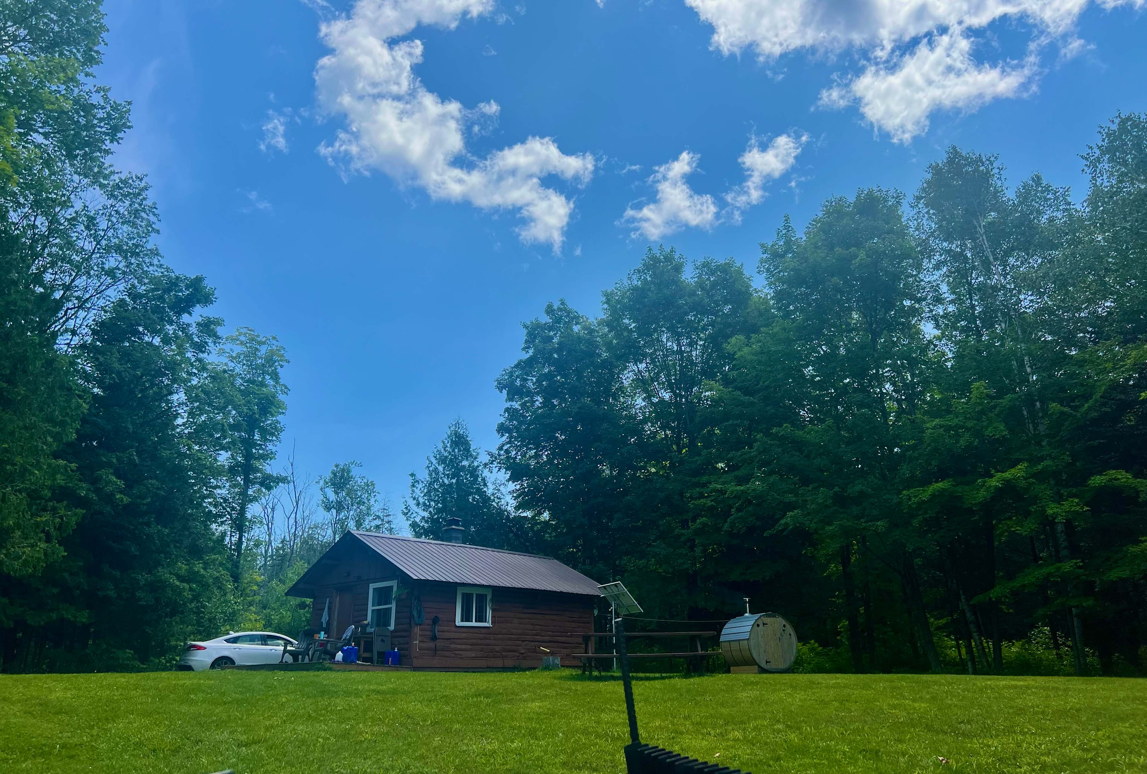 Cabin/Campers on Lake