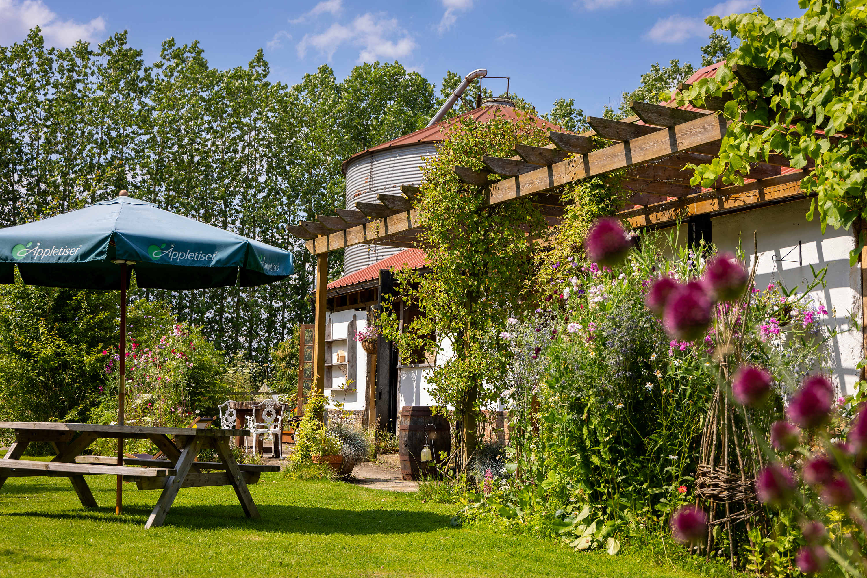 The barn contains a wide range of facilities and a peaceful garden.