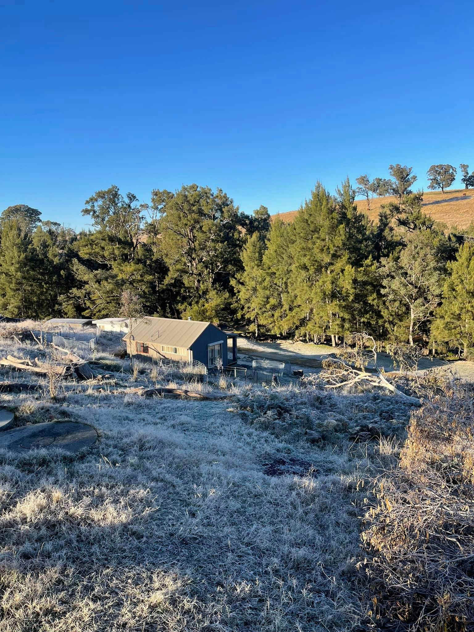 Glenroy Cottages and Camping