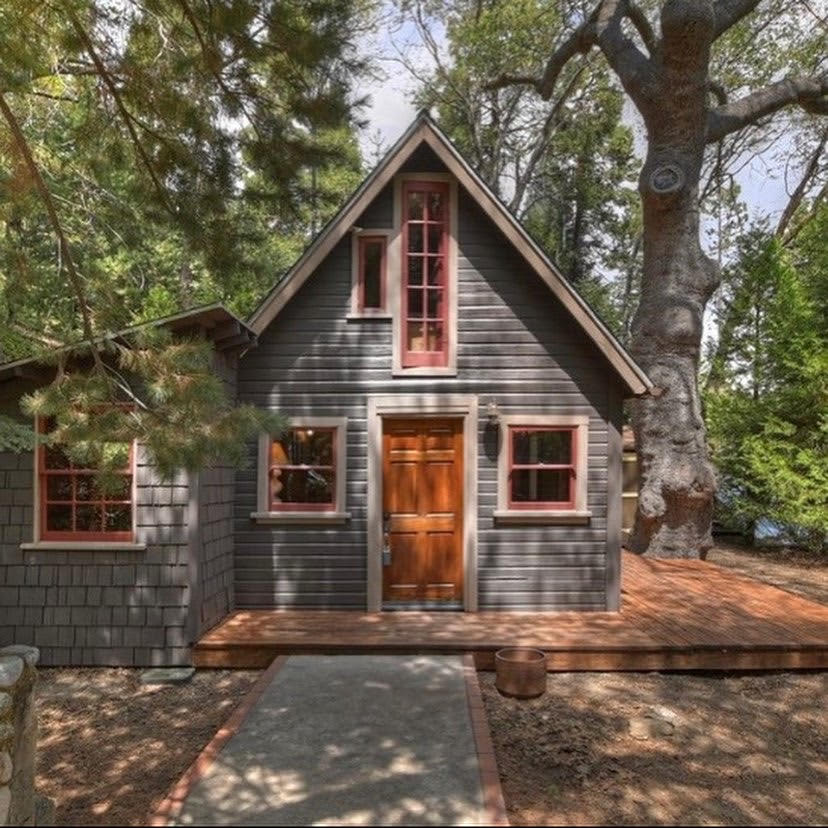 Storybook Nook- secluded cabin!