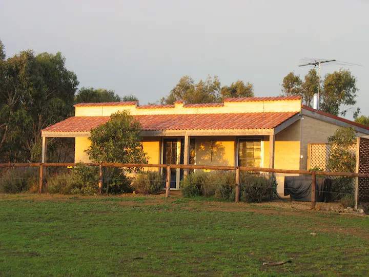 Dees Villa