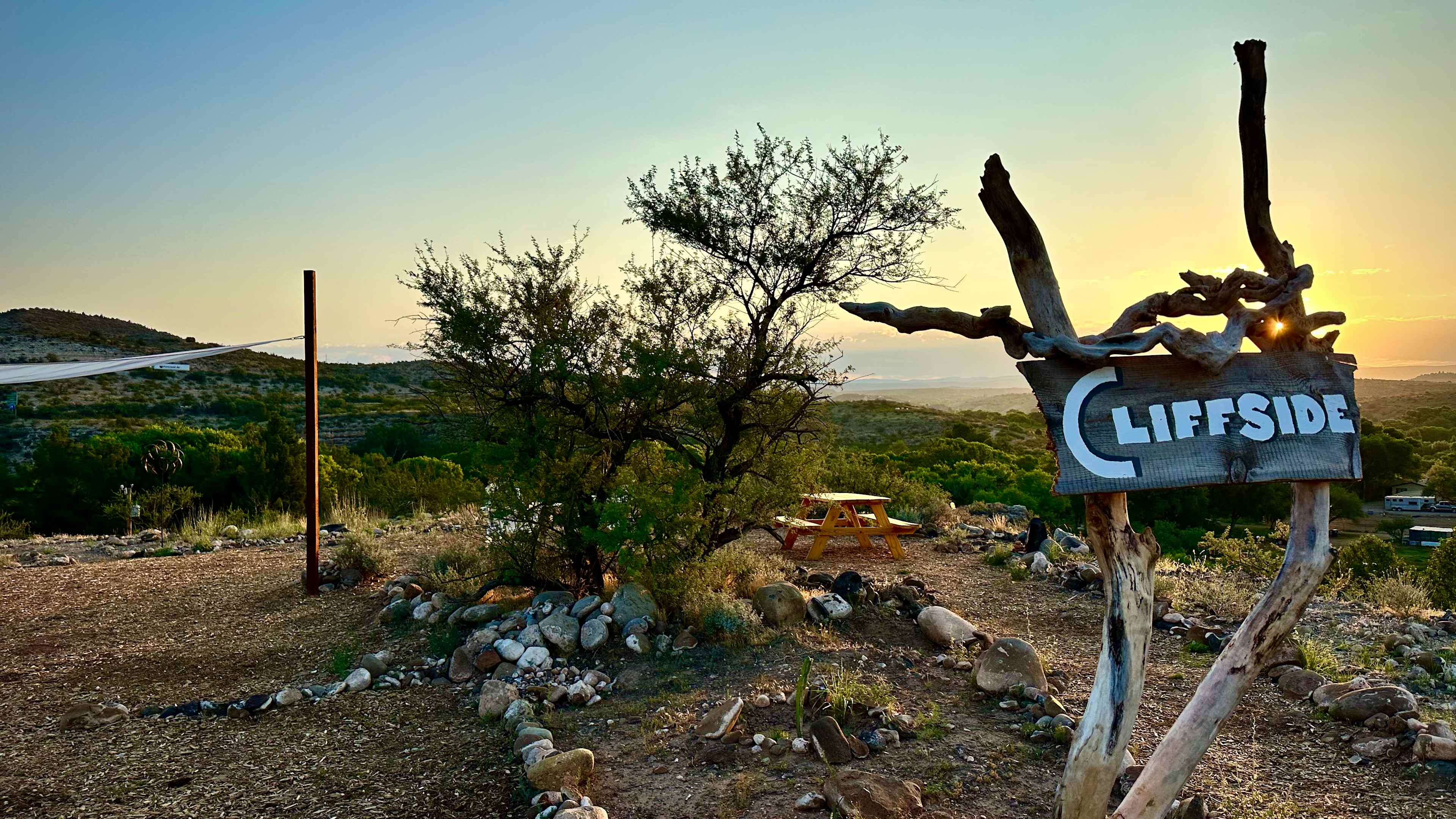 Sacred Springs-Private creek access