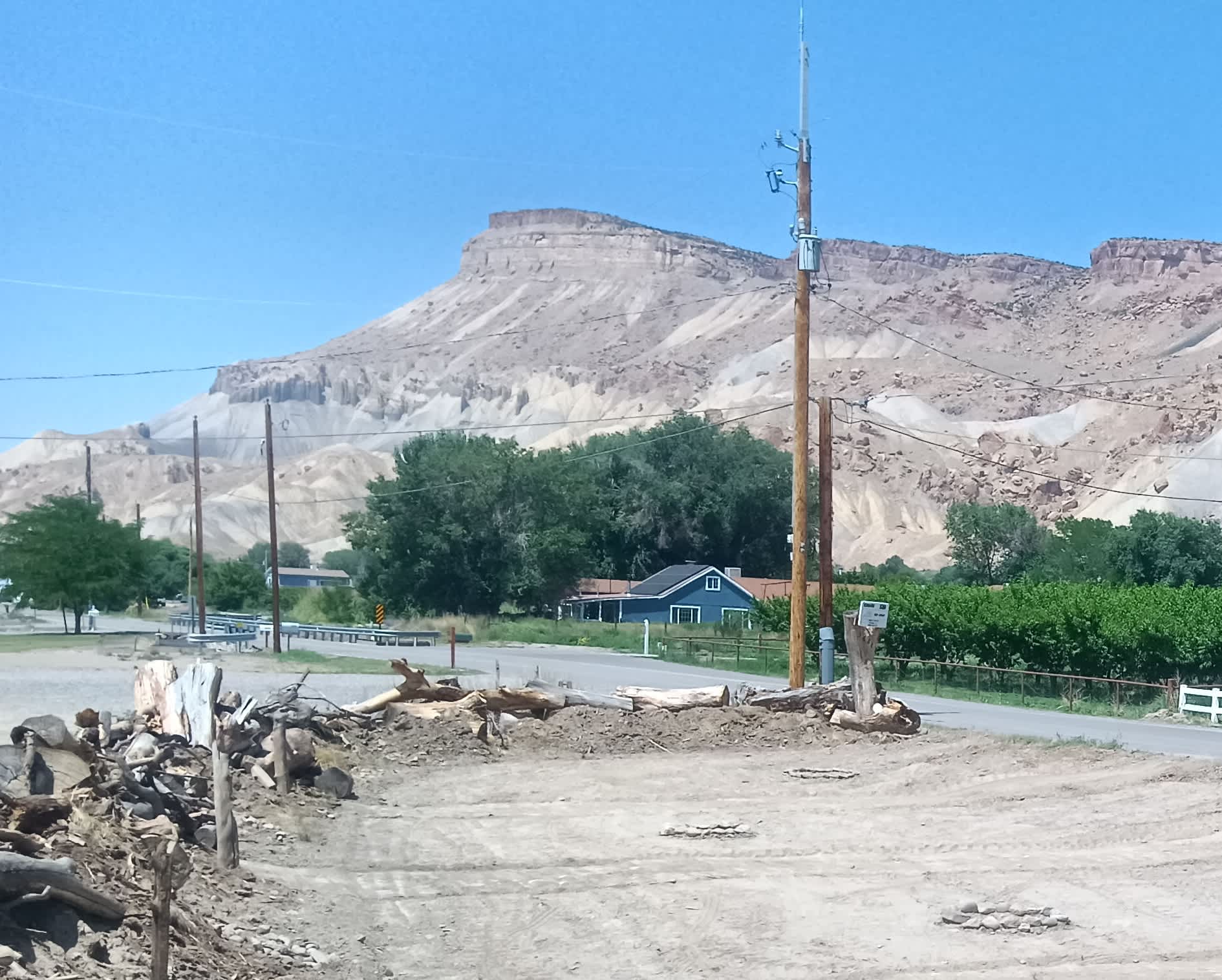 Erman Zoo Hip-Camp L.L.C .