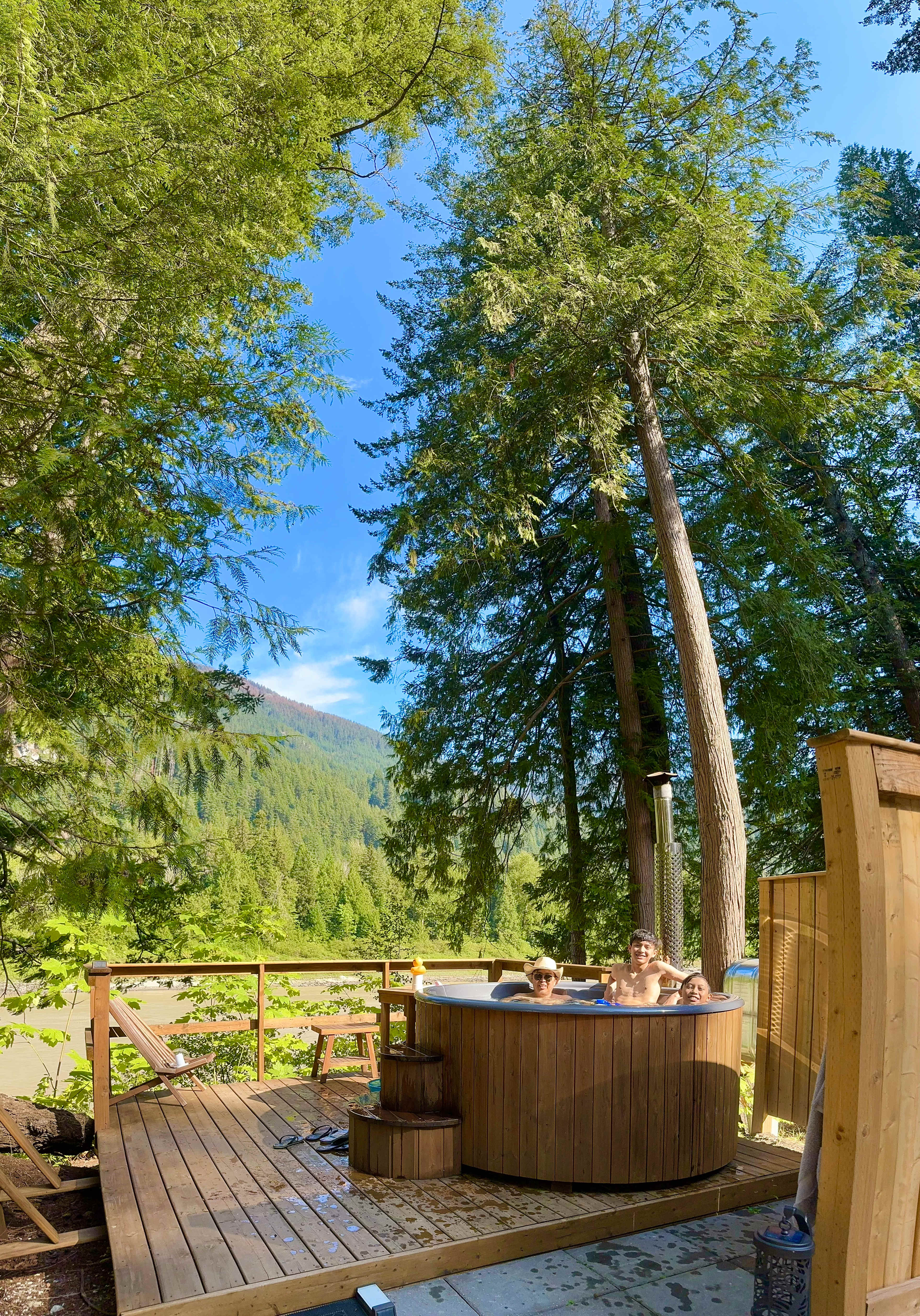 Fraser Canyon teepee escape
