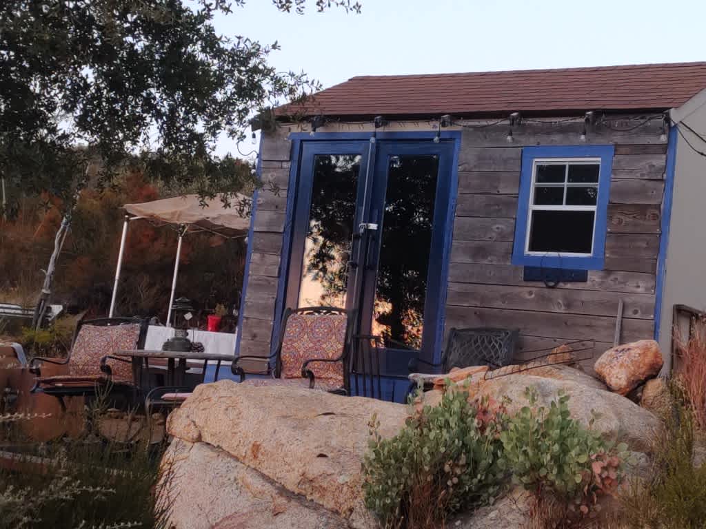 Glamp in Tiny Cabin #1