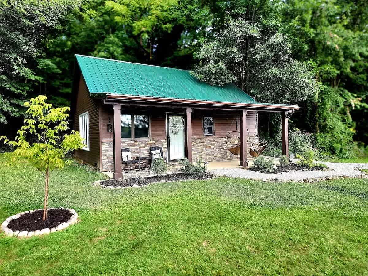 Deer Haven Secluded Cabin